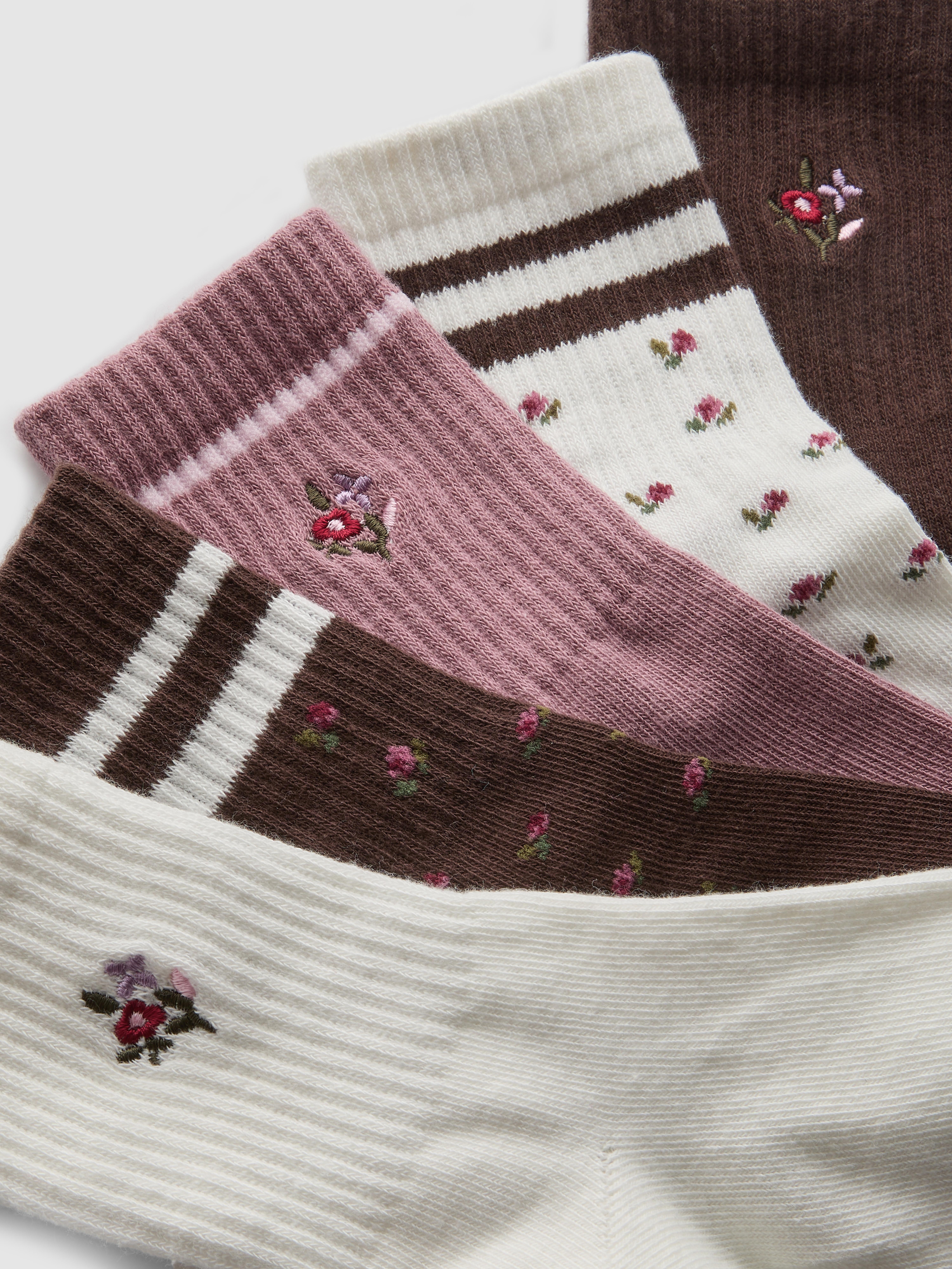 5pk Cotton-Rich Flower Ankle Socks
