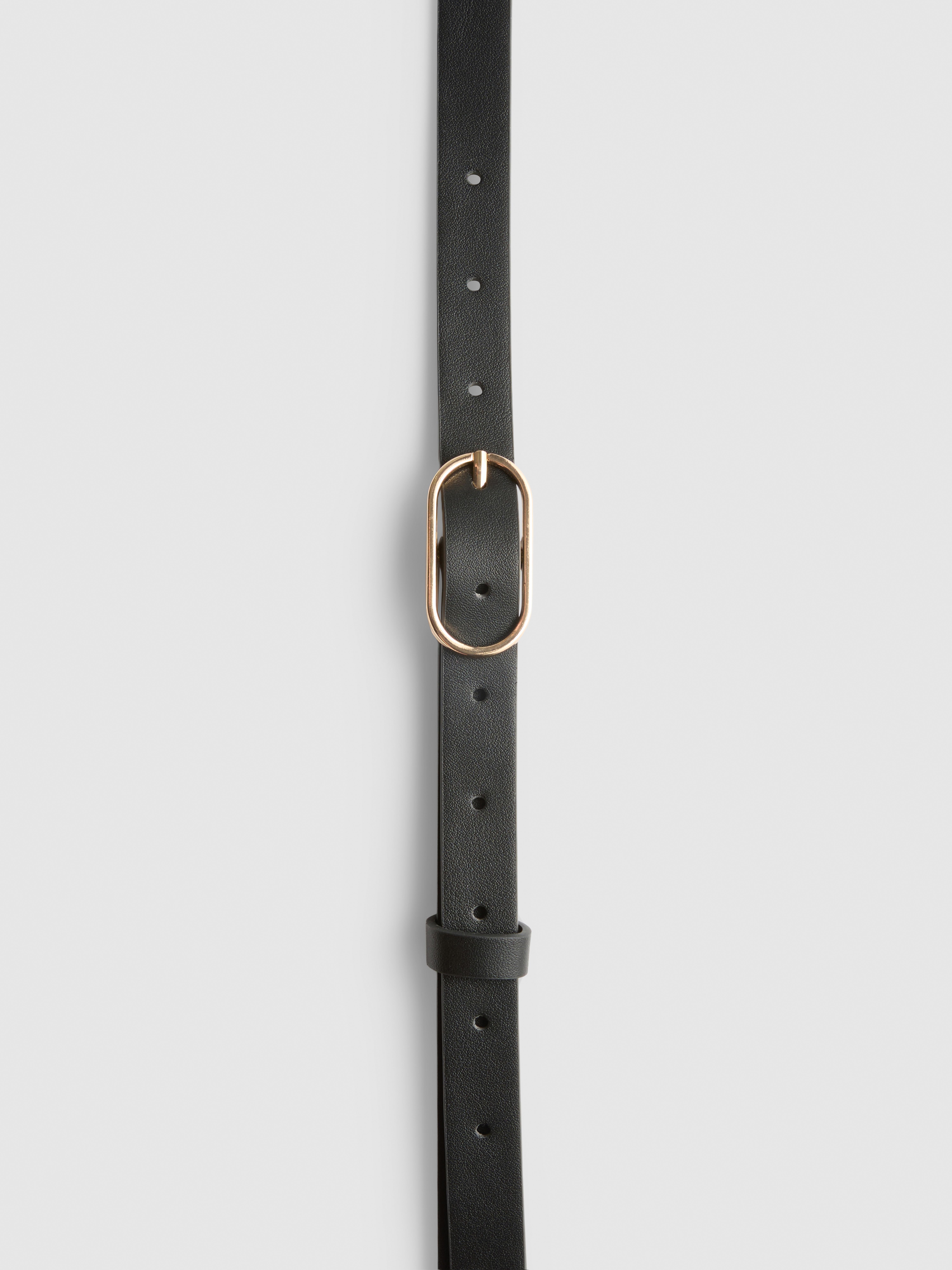 Oval Buckle Skinny Belt