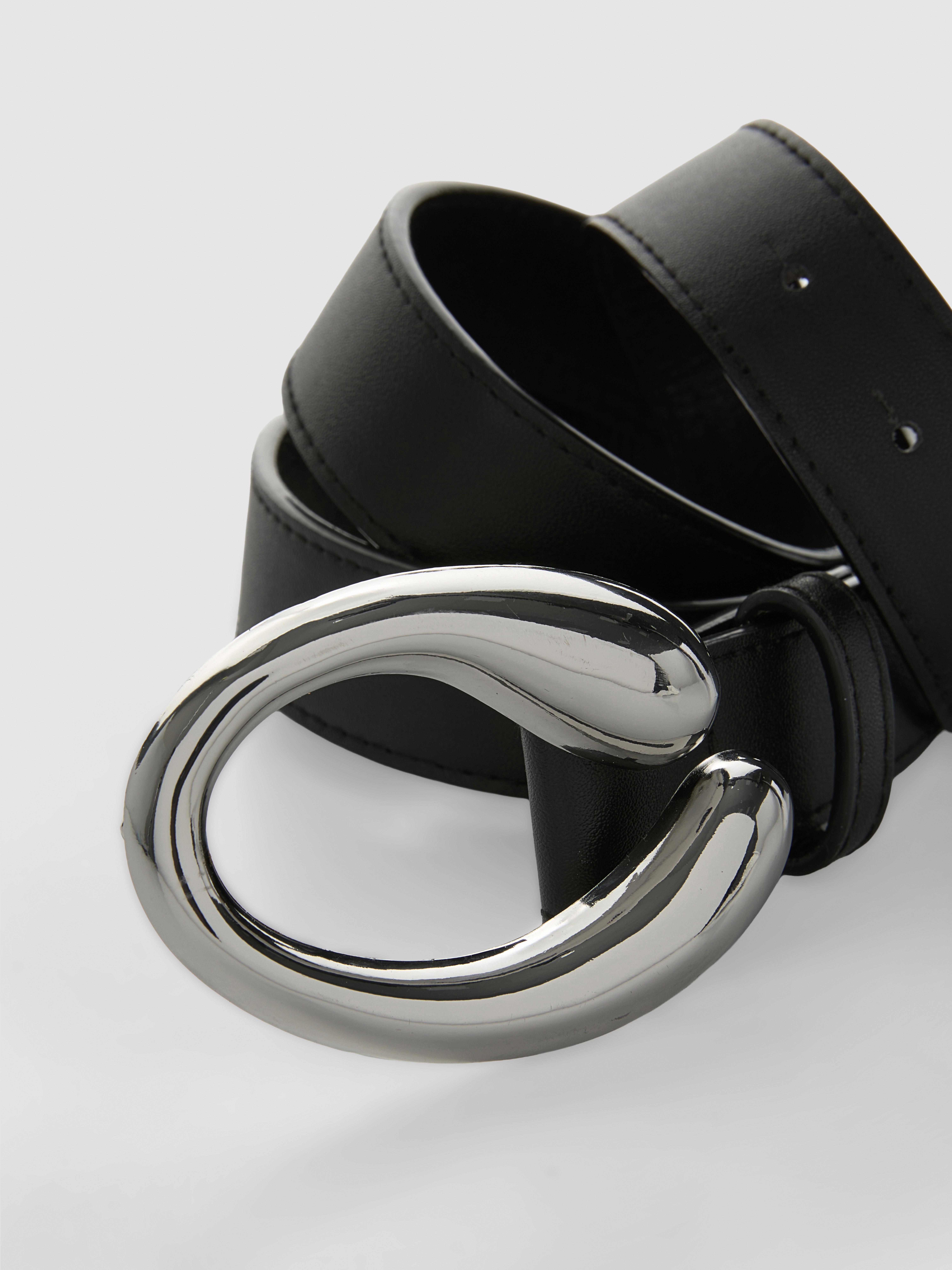 Womens Black Sculptural Buckle Belt | Primark