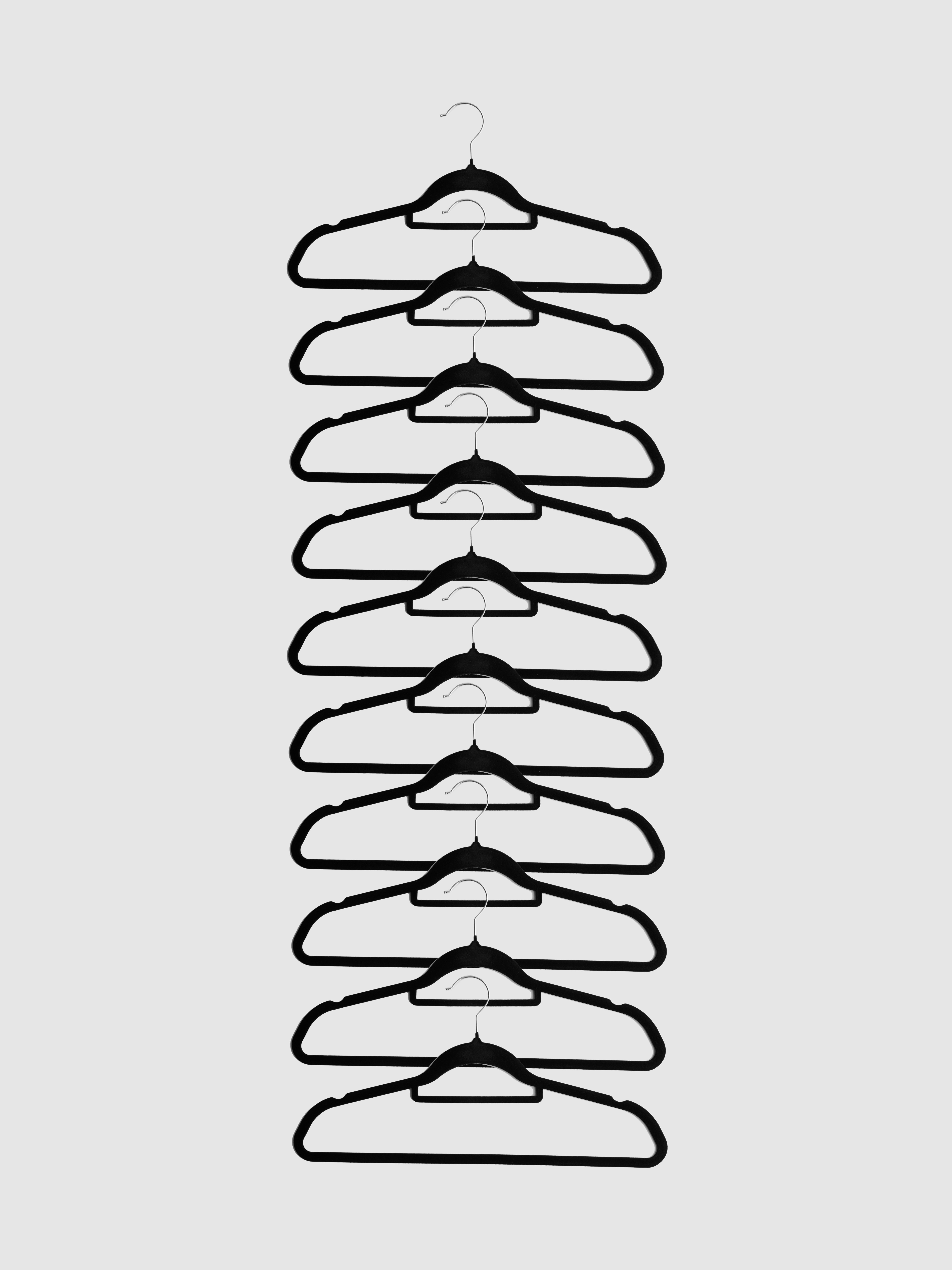 10pk Velvet Hangers Black
