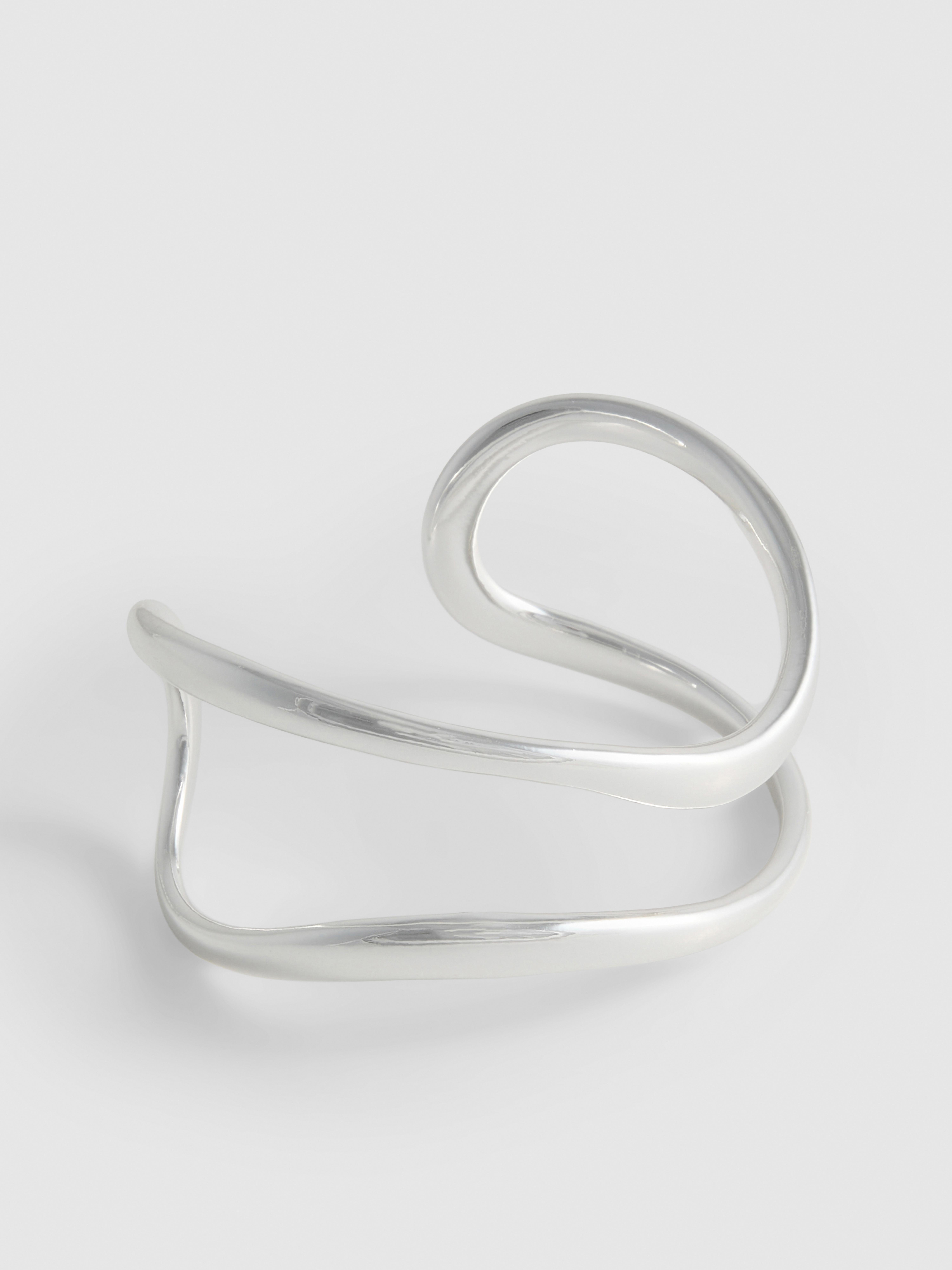 Paula Echevarría Sculptural Cuff Bracelet