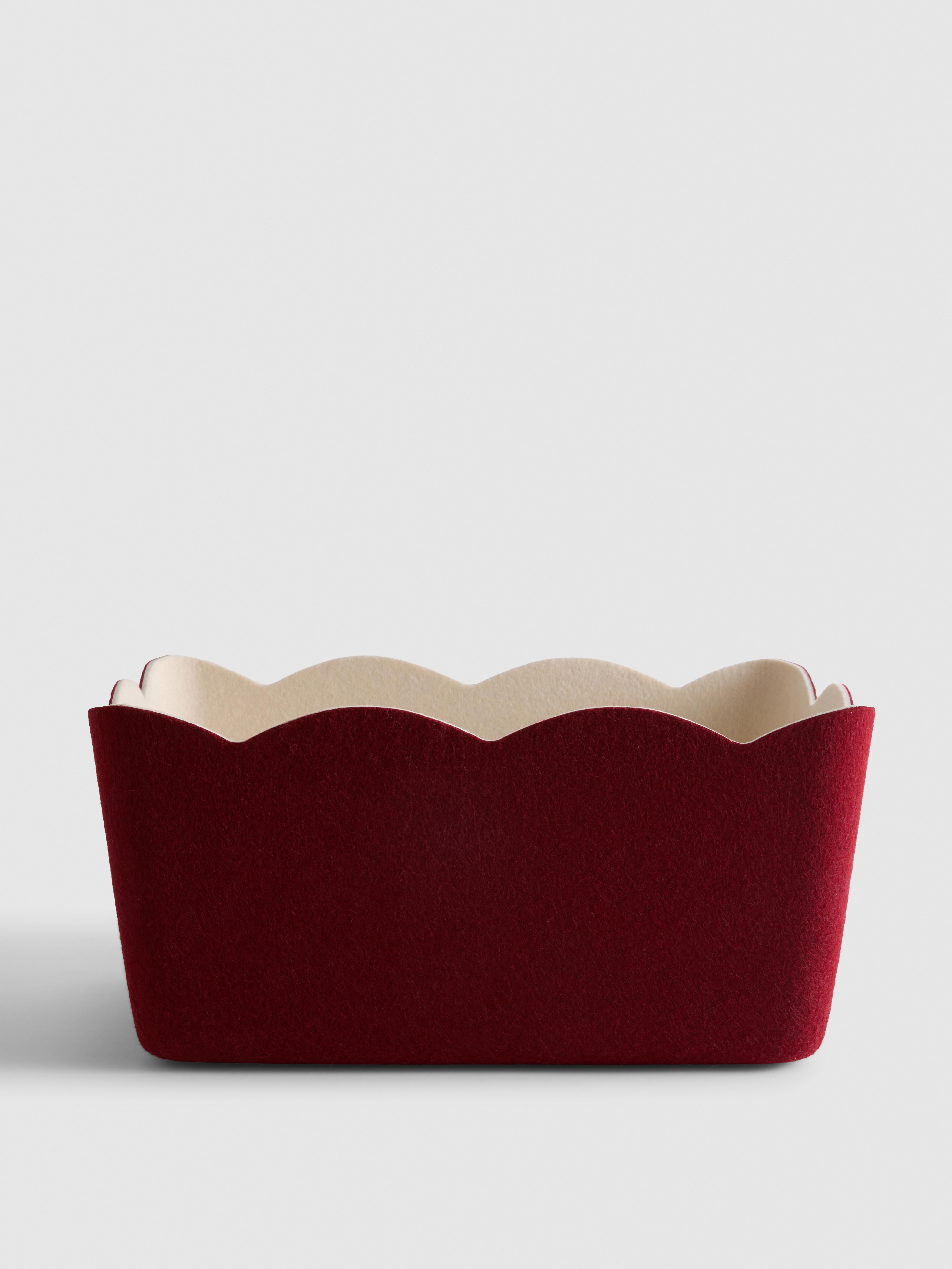 Vilten opbergmand met strikdetails