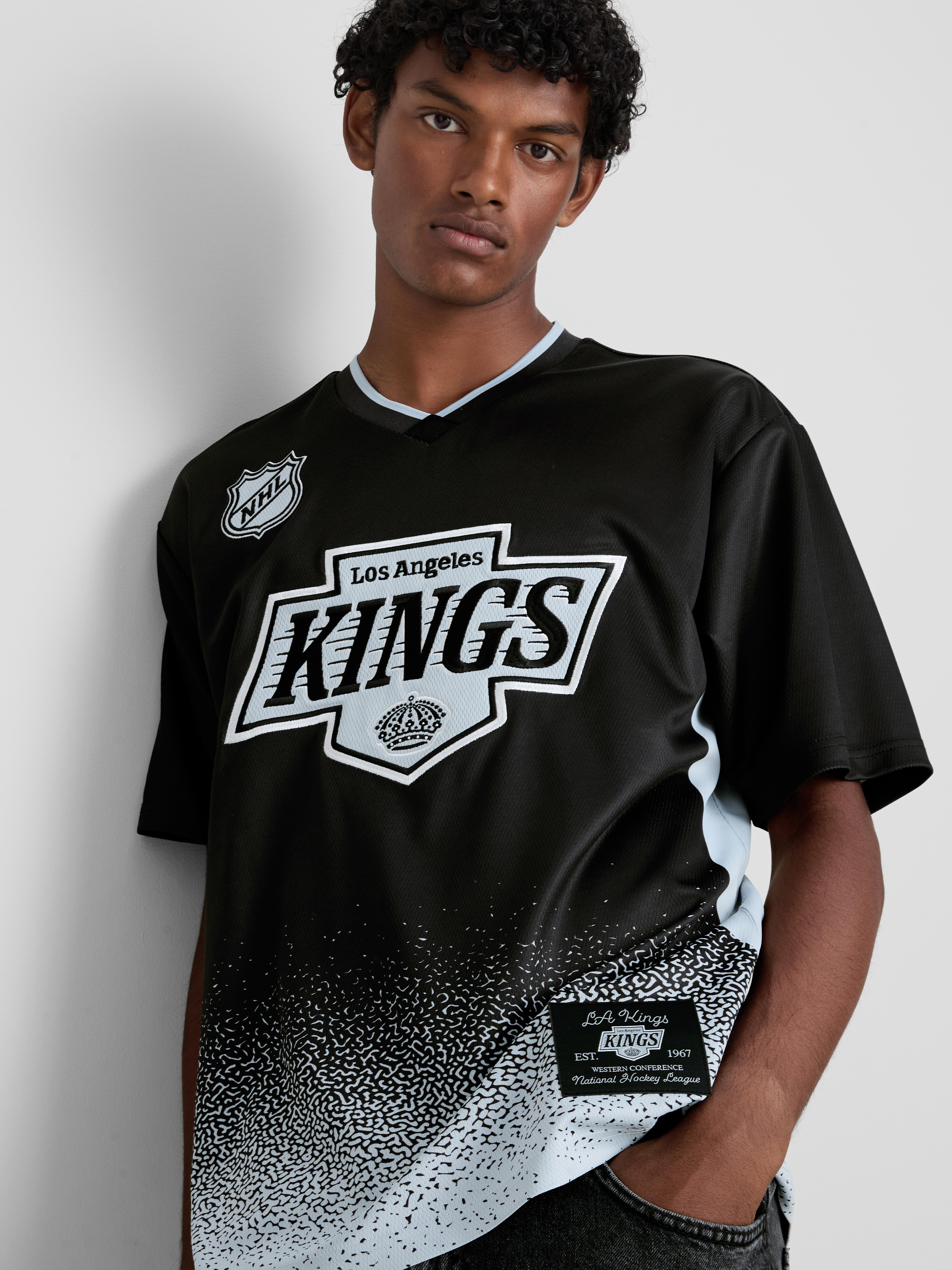 NHL Los Angeles Kings V-Neck T-Shirt