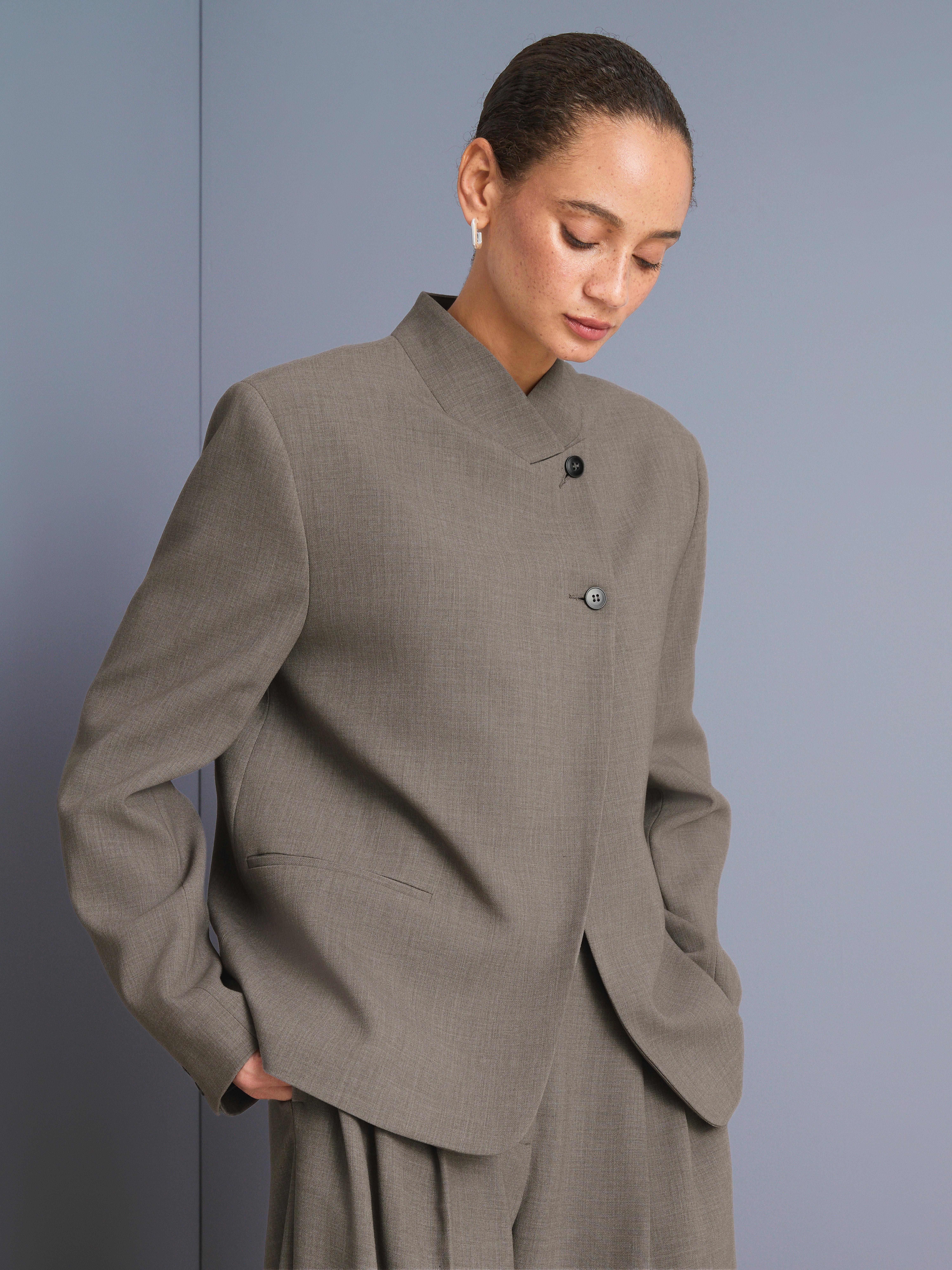 Blazer asimmetrico a portafoglio The Edit
