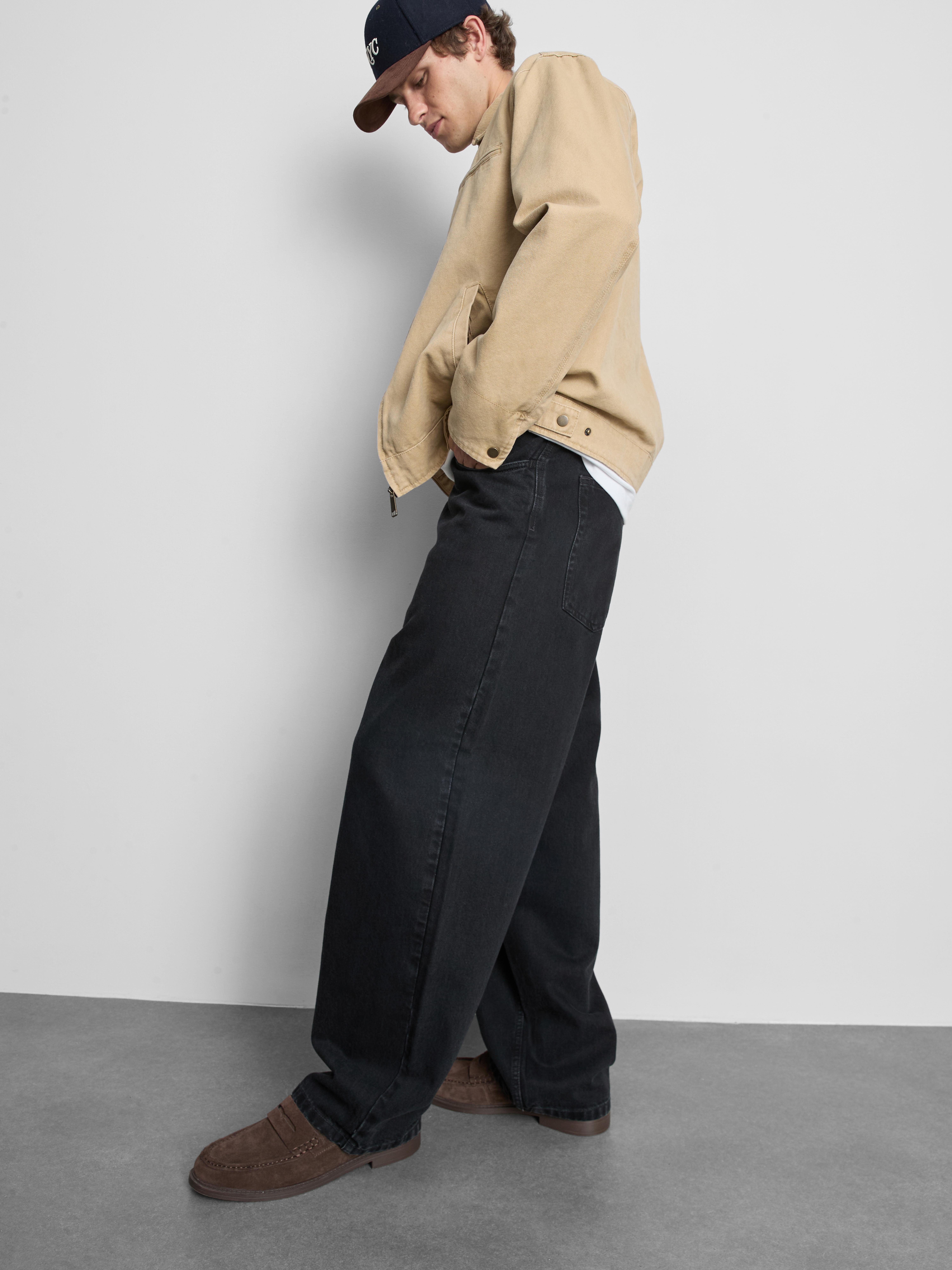 Mid Rise Baggy Jeans