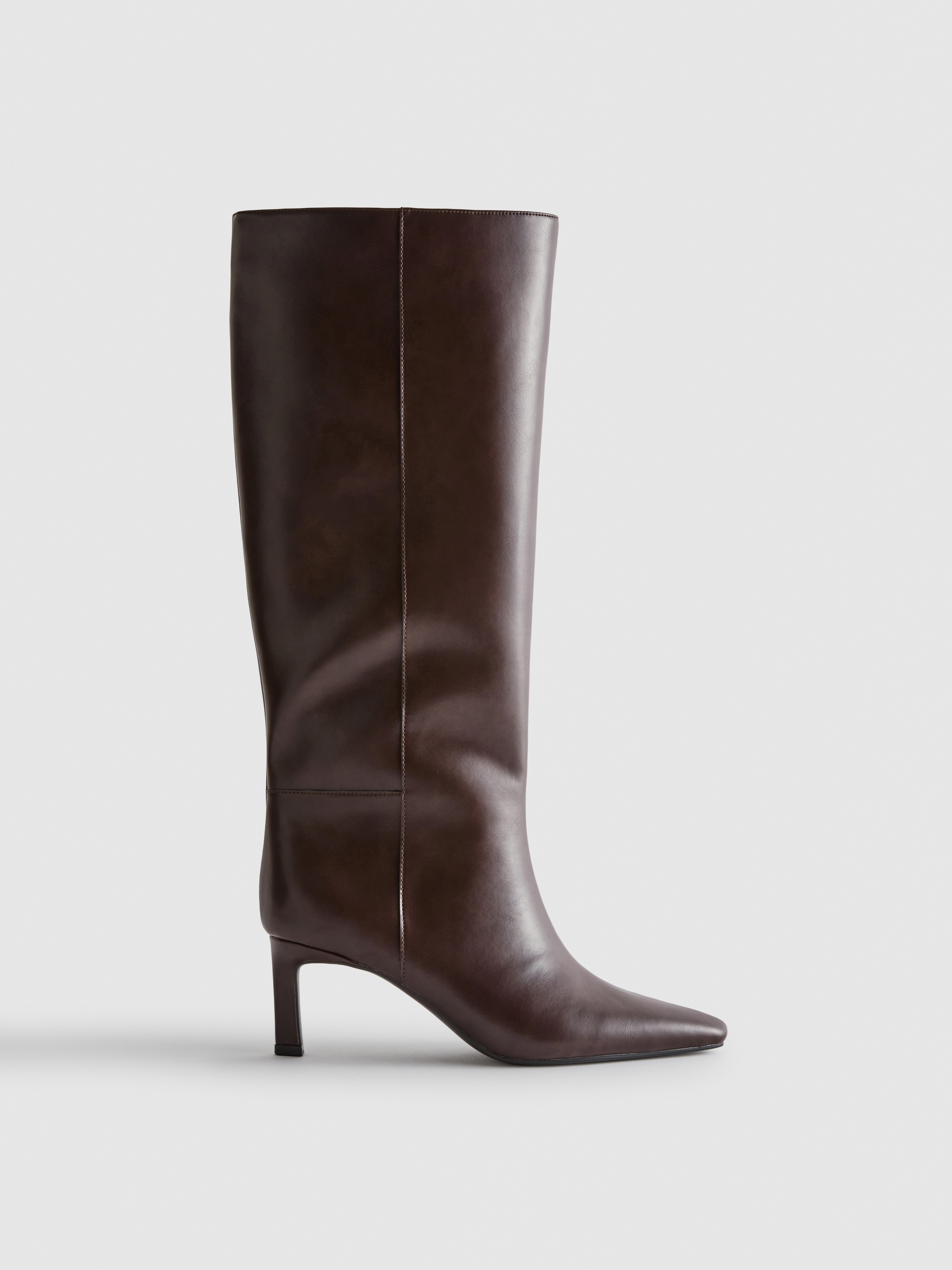 Spitze kniehohe Stiefel mit Absatz