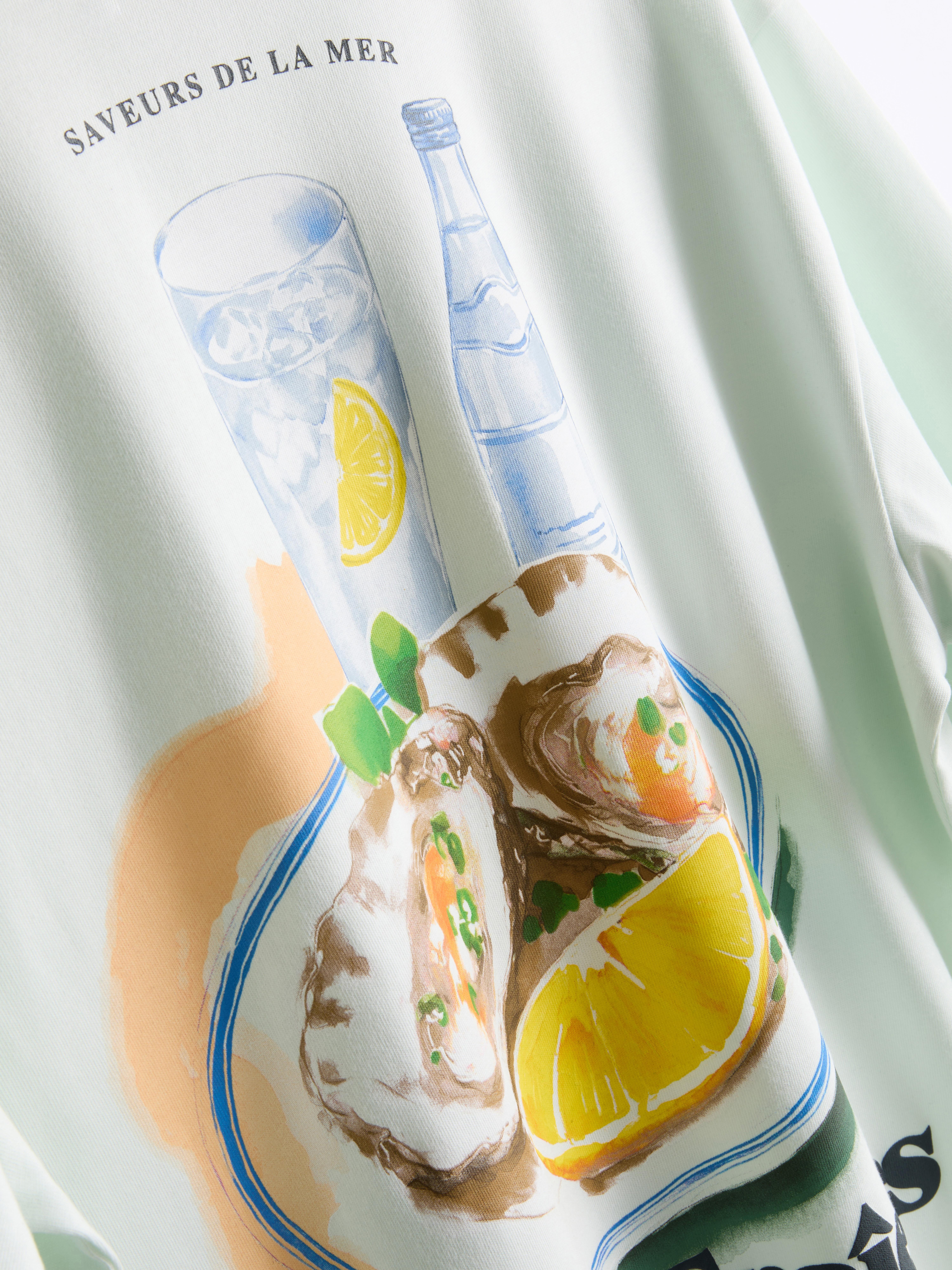 Oyster Graphic T-Shirt