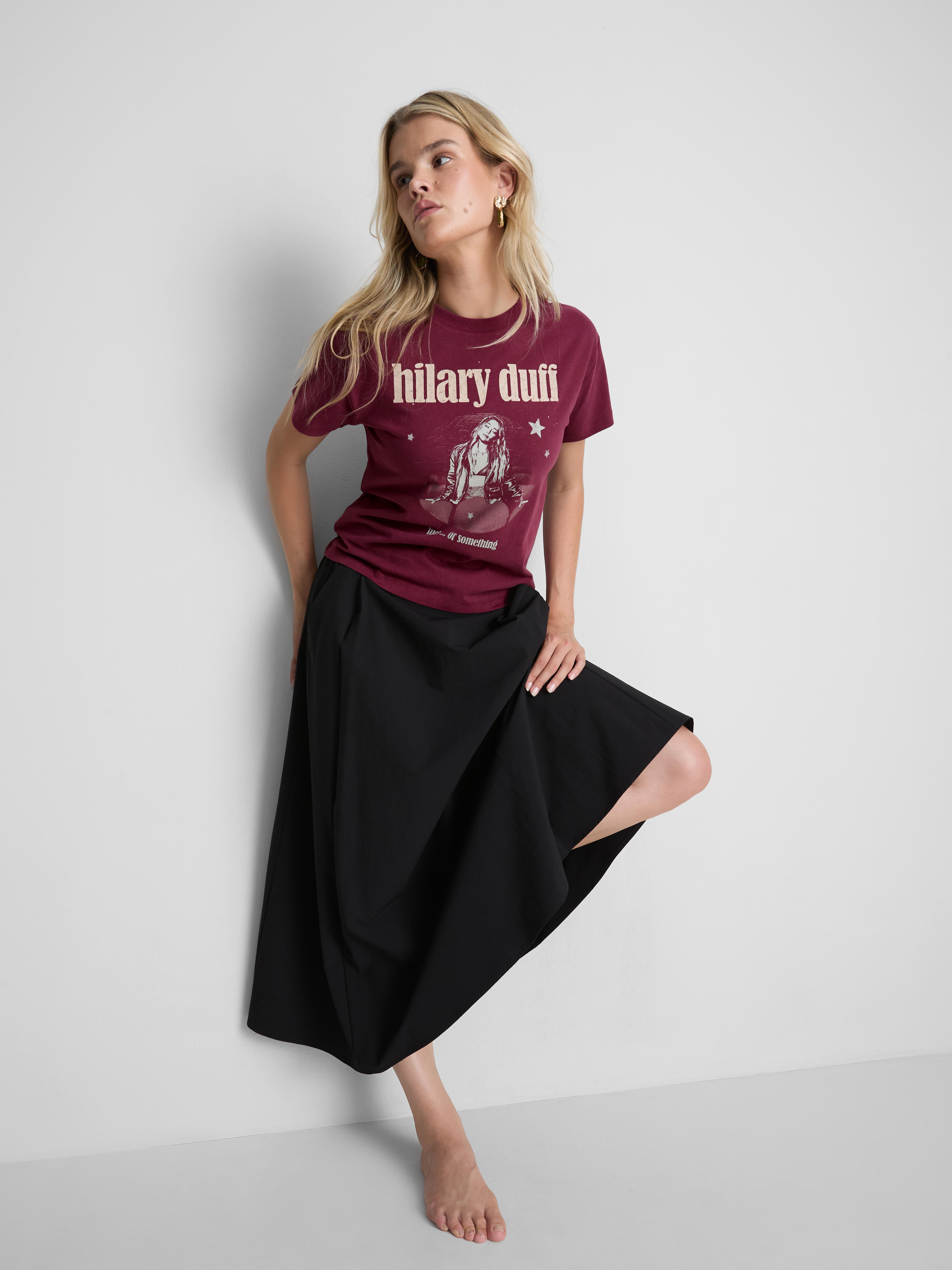 Camiseta de algodón puro de Hilary Duff
