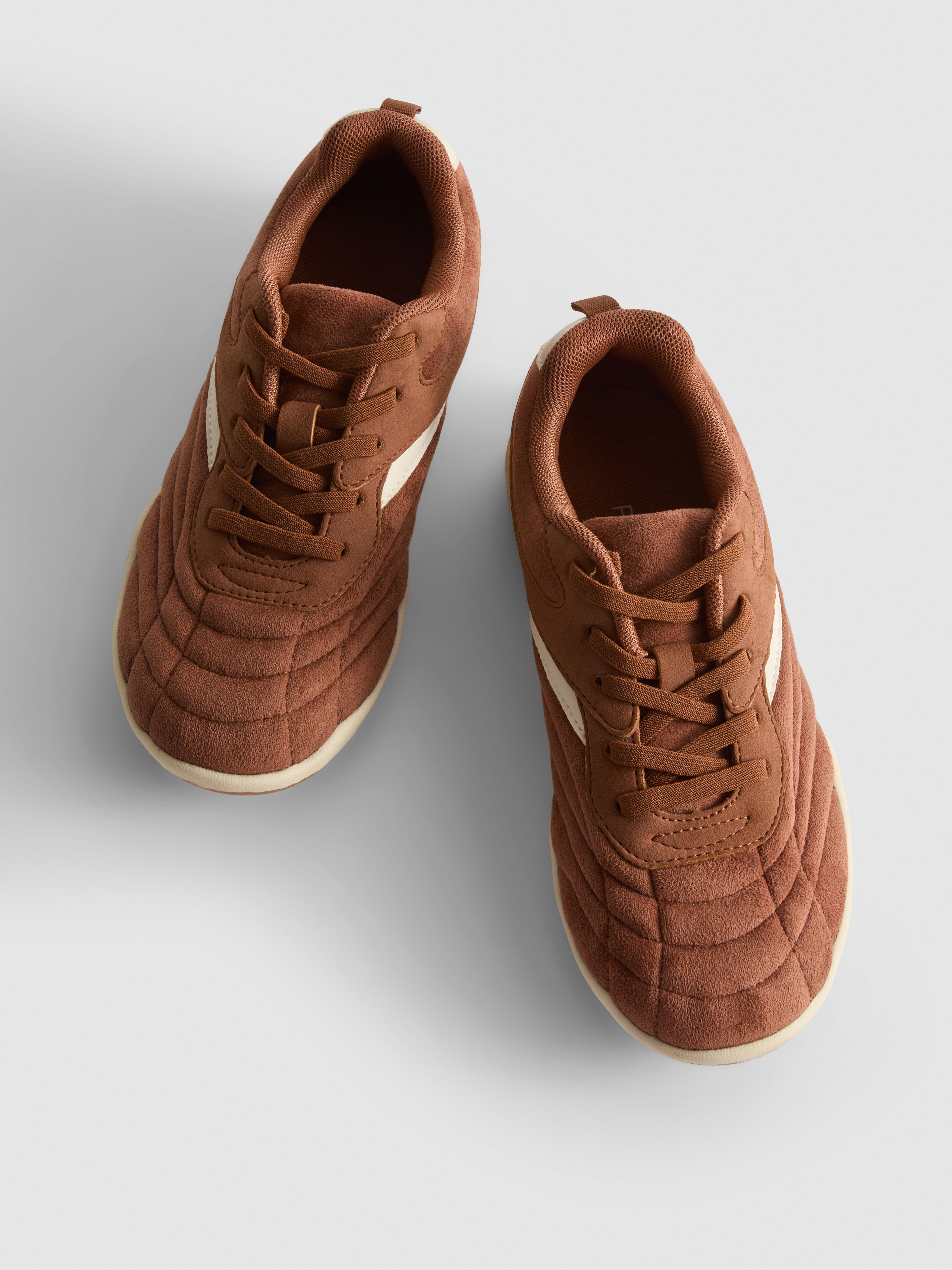 Low-Top Sneakers