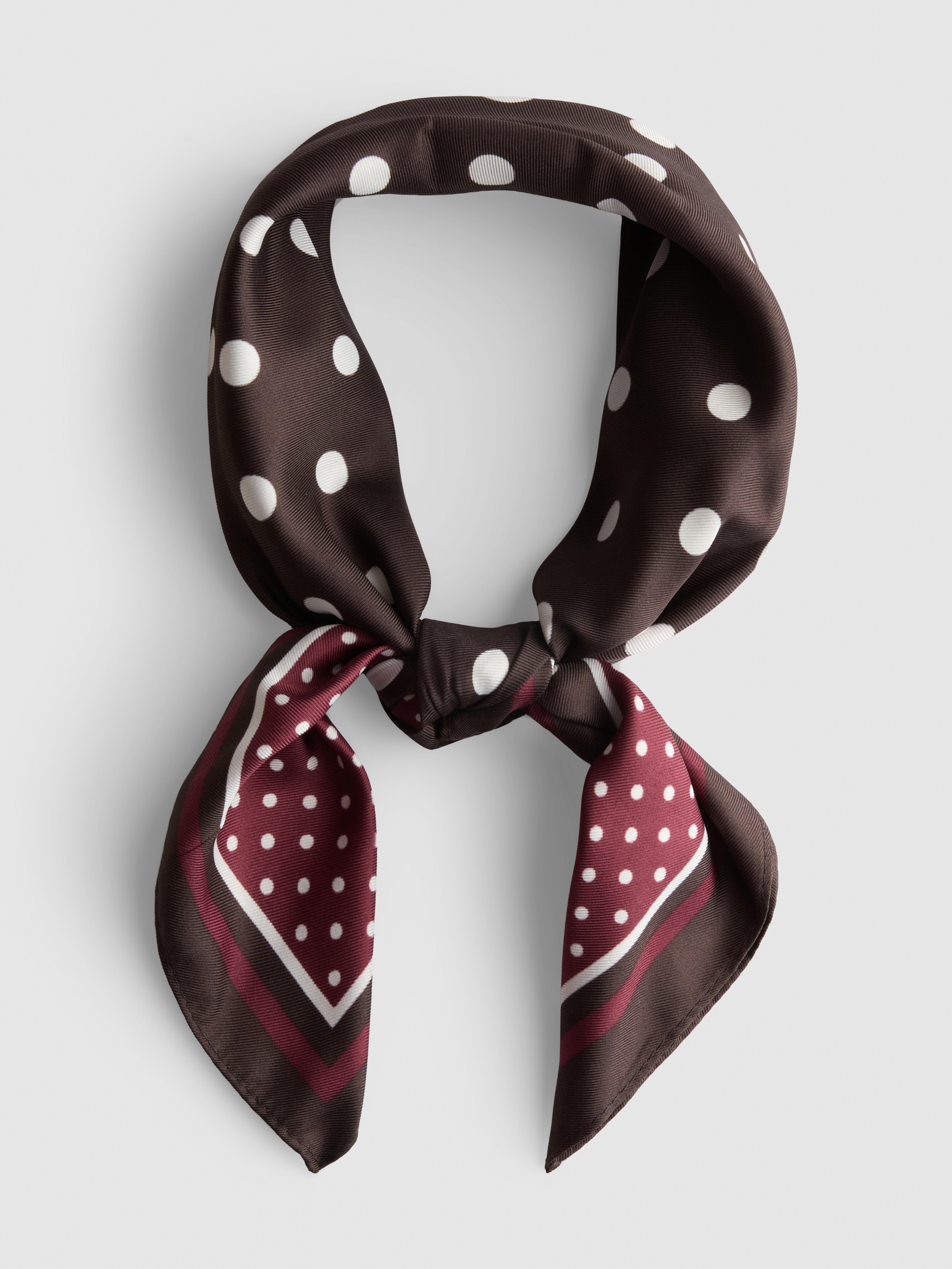 Foulard à pois