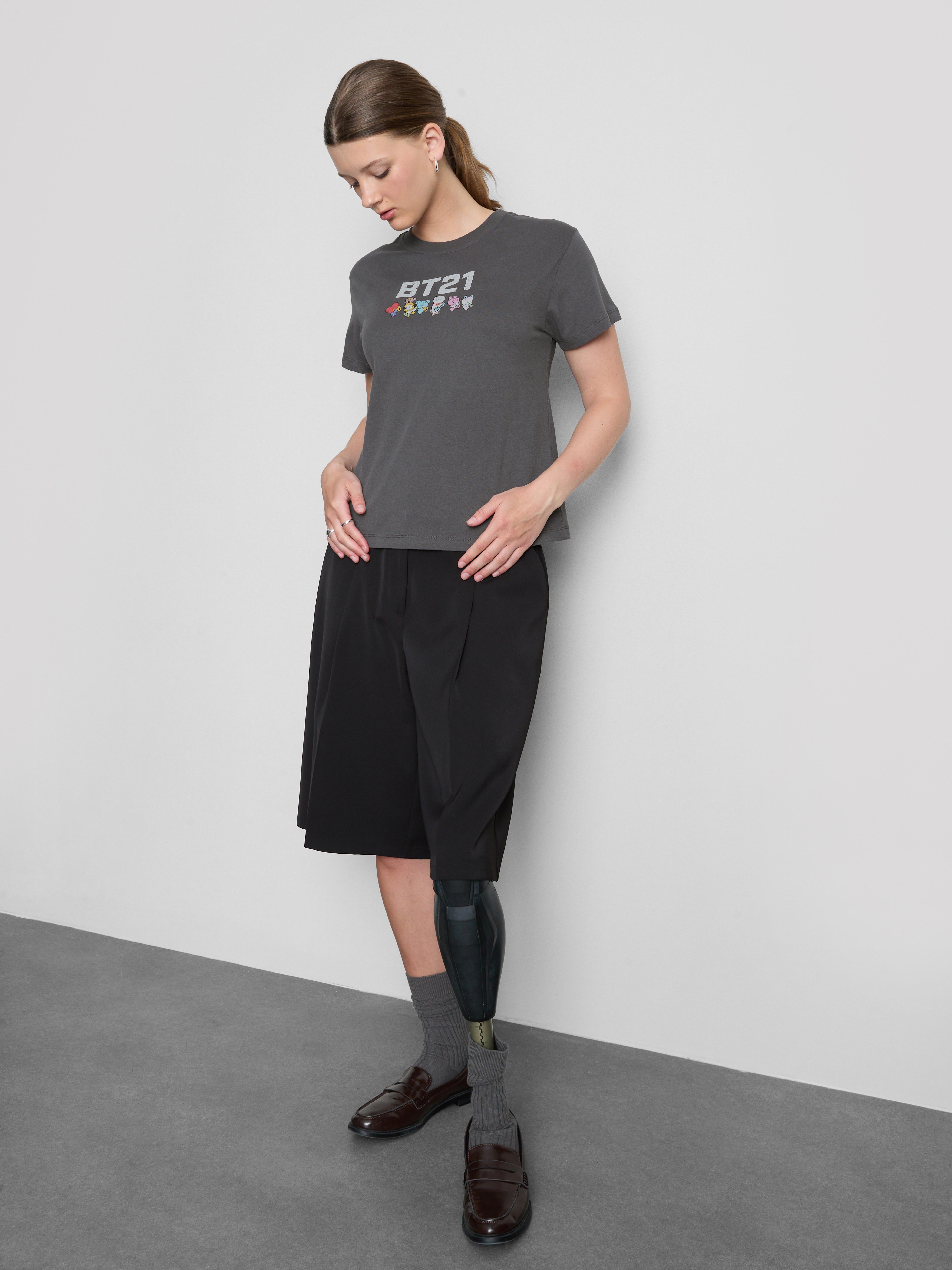 BT21 Pure Cotton Graphic Tour Tee