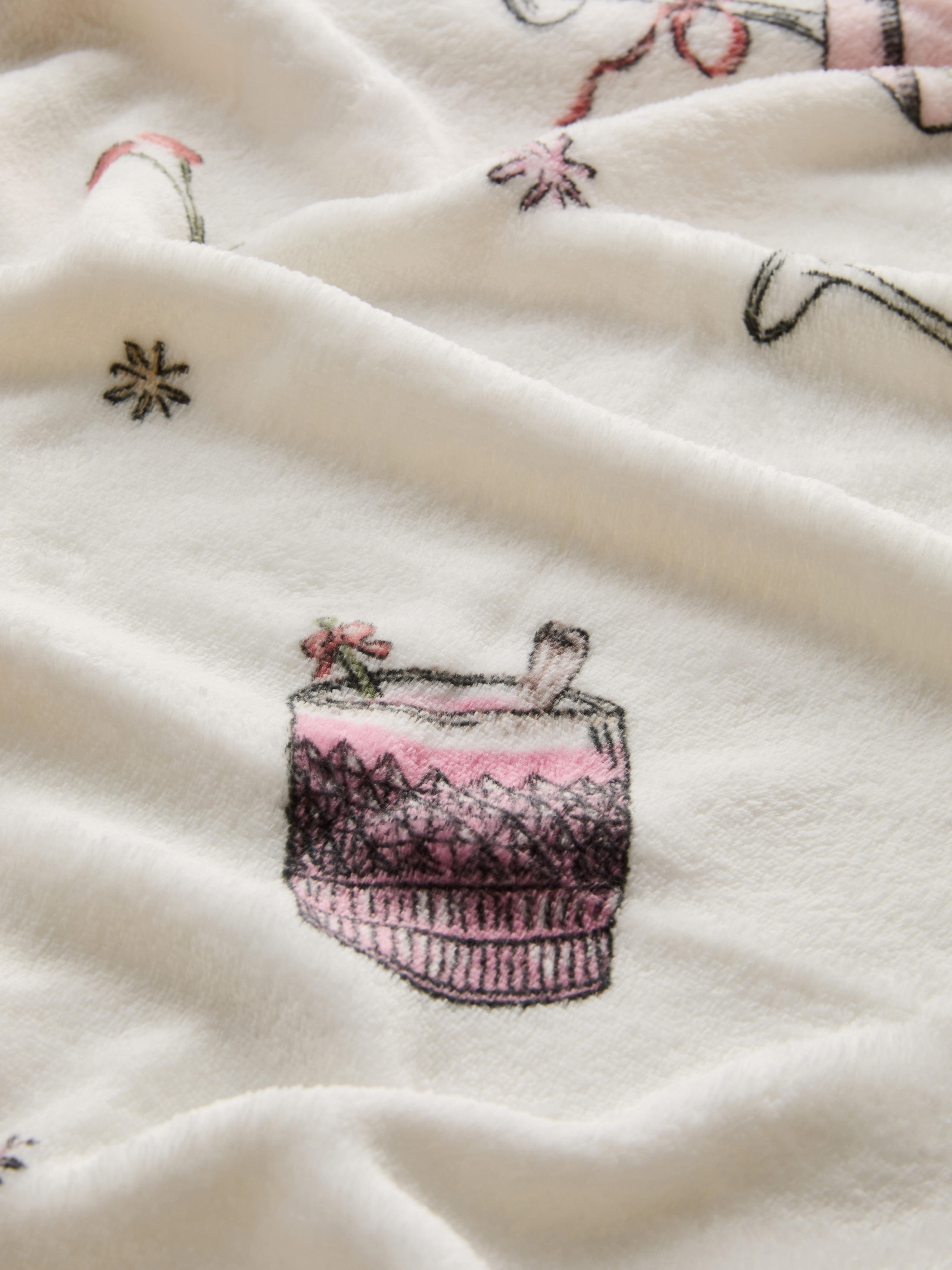 Cream Cocktail Print Fleece Throw | Primark