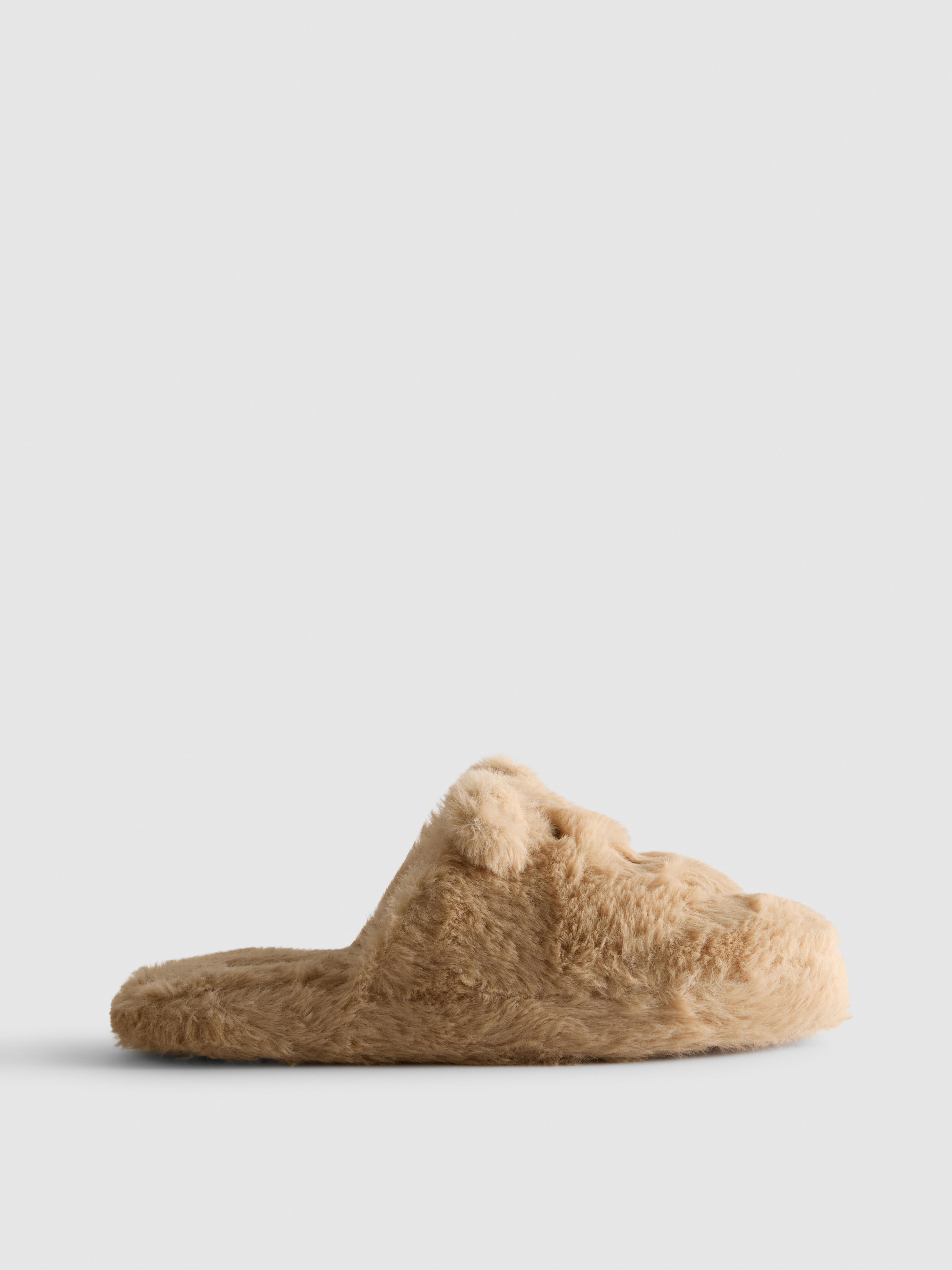 Disney’s Winnie the Pooh Mule Slippers
