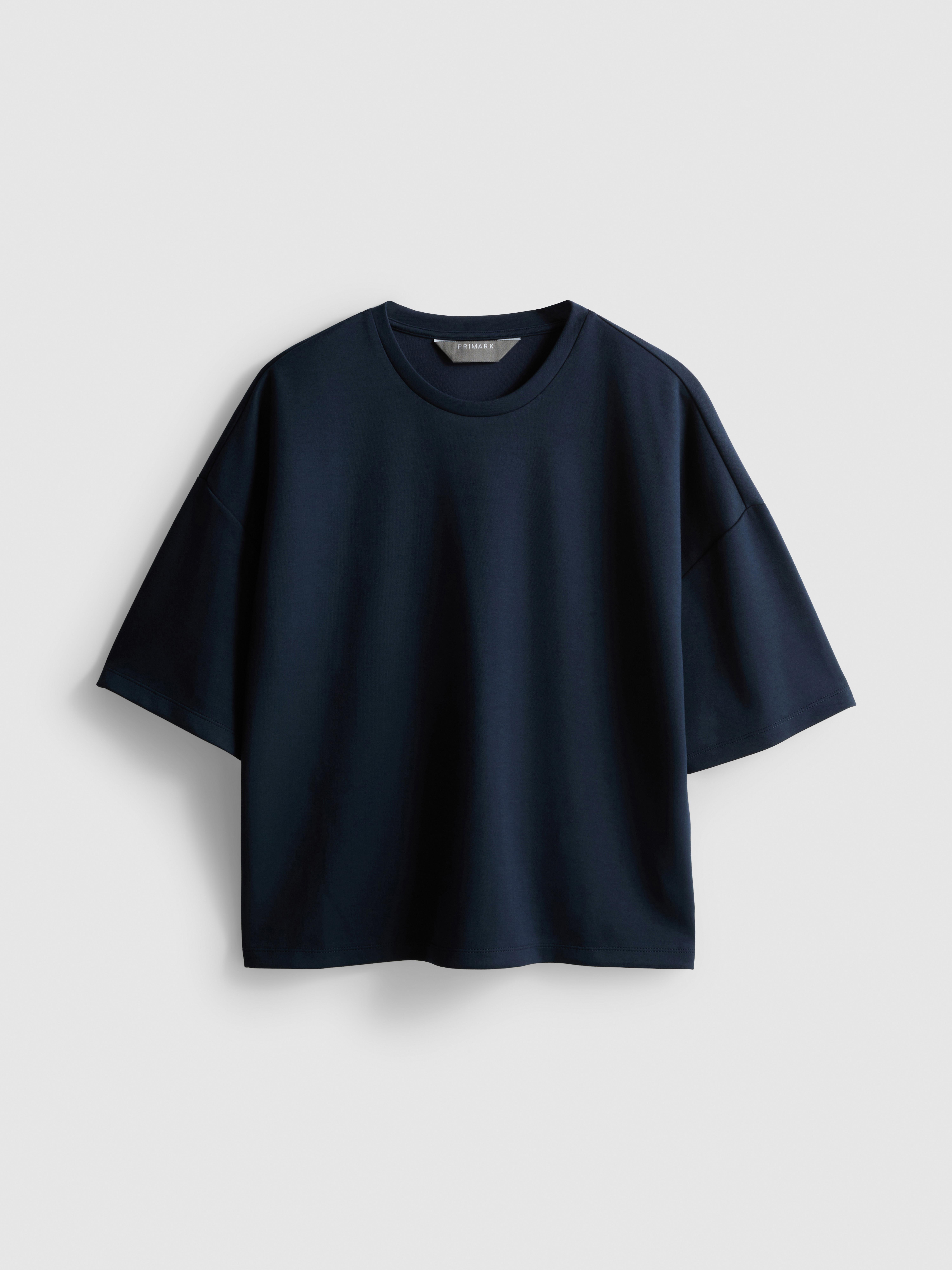 Bluza z krótkim rękawem i obniżoną linią ramion
