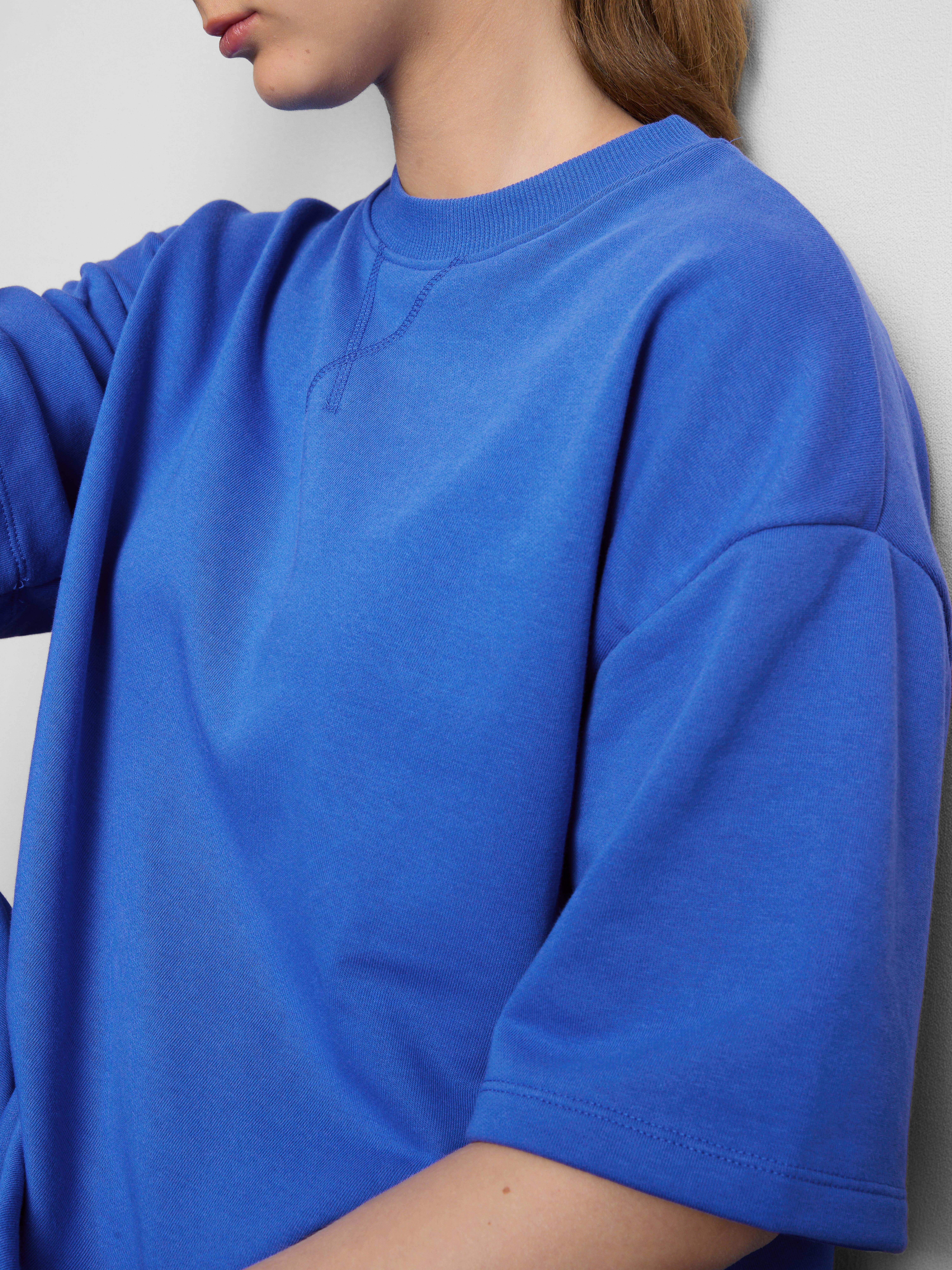 Dropped-Shoulder Airport Tee