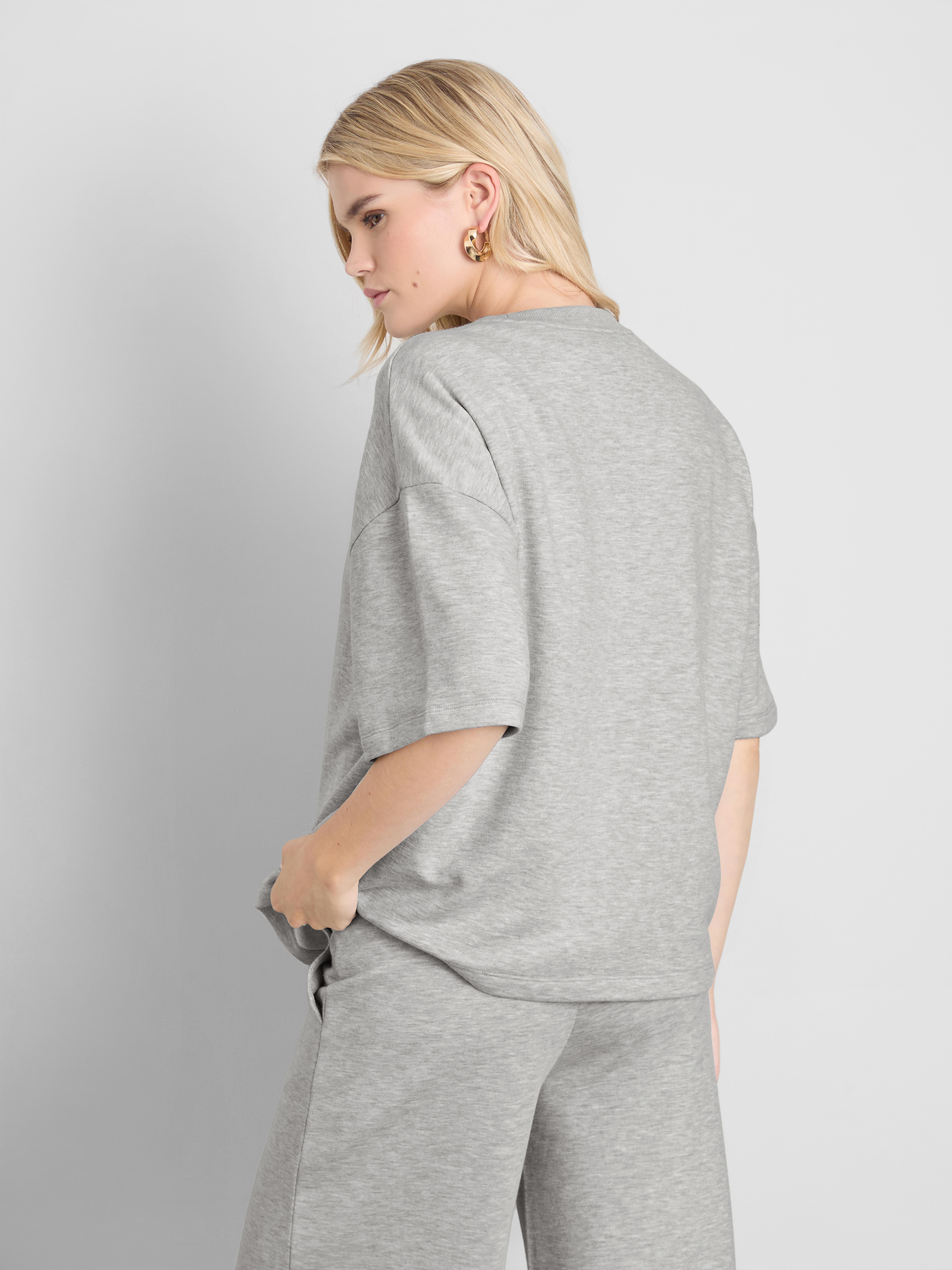 Dropped-Shoulder Airport Tee