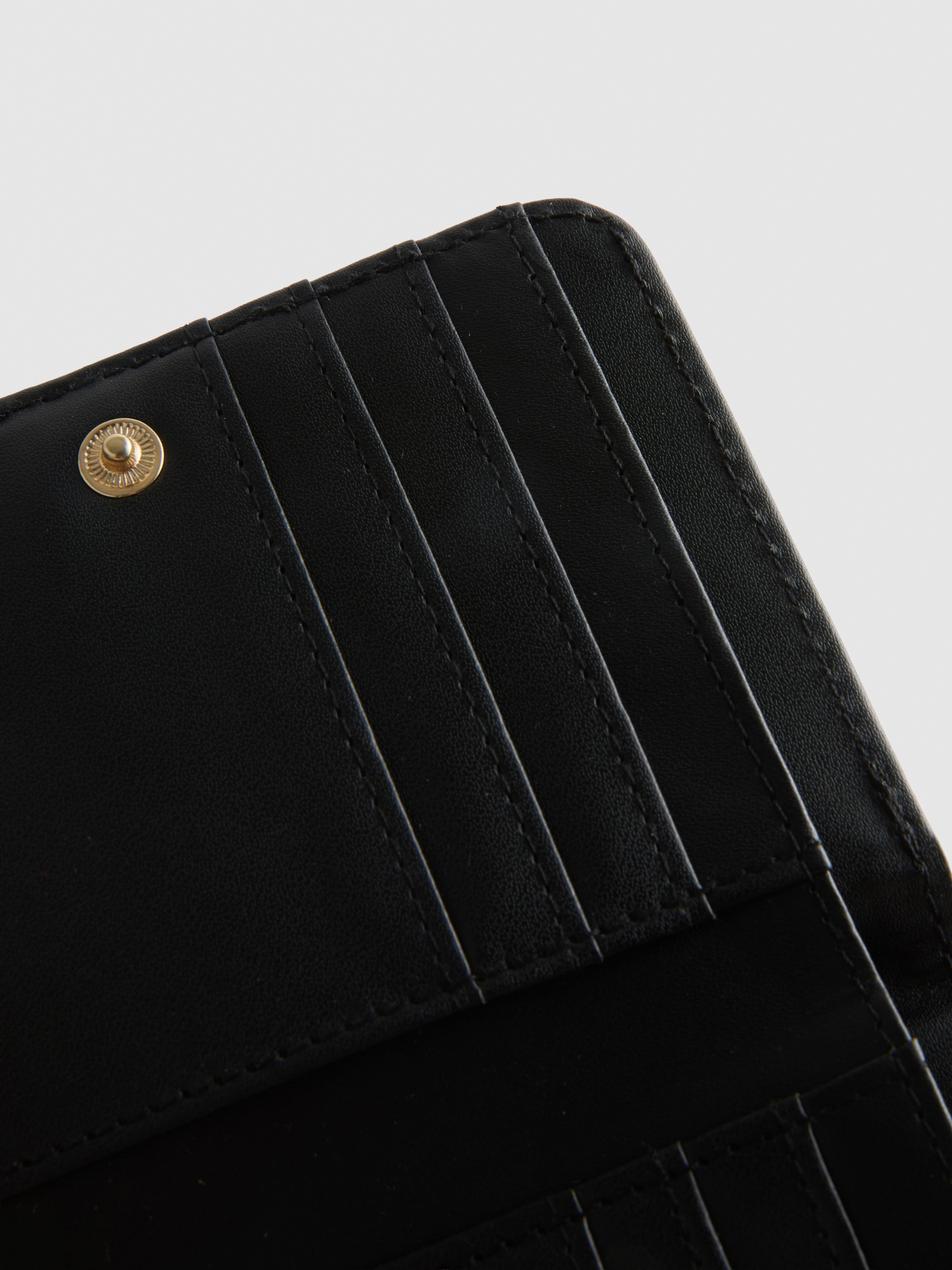 Medium Zip-Around Wallet