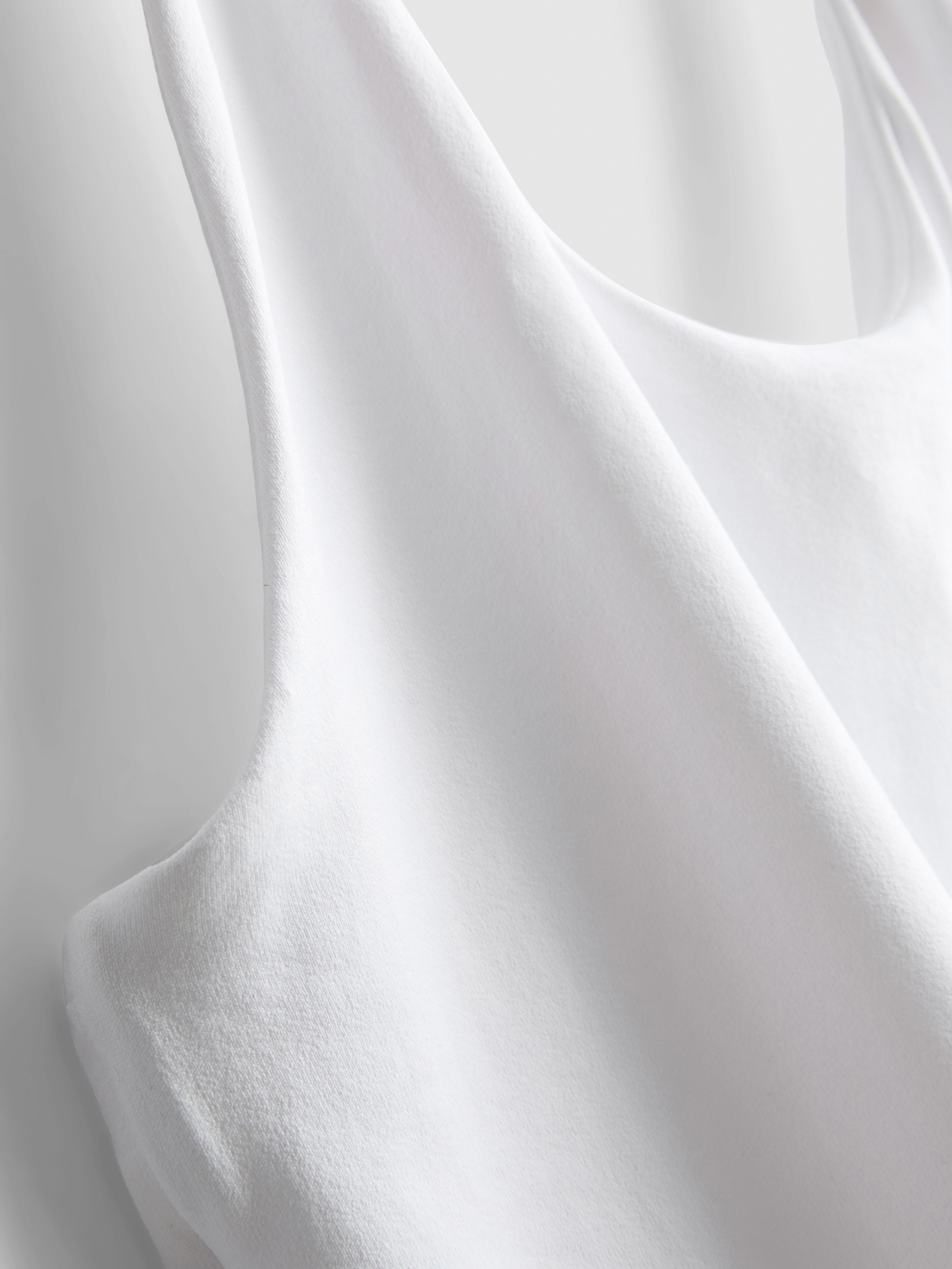 Cropped Halter Neck Top