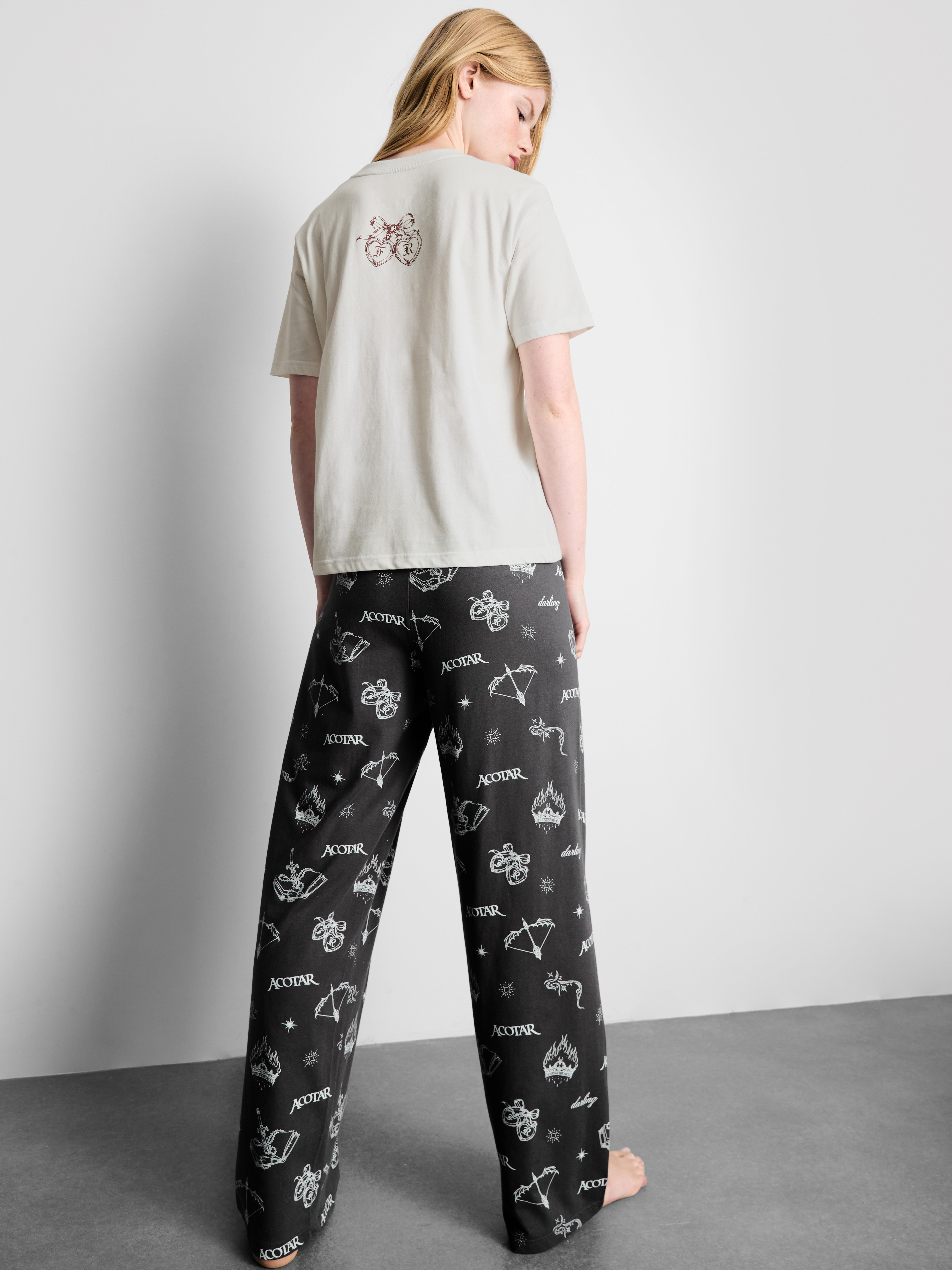 A Court Of Thorns And Roses Cotton Rich Graphic Pajamas