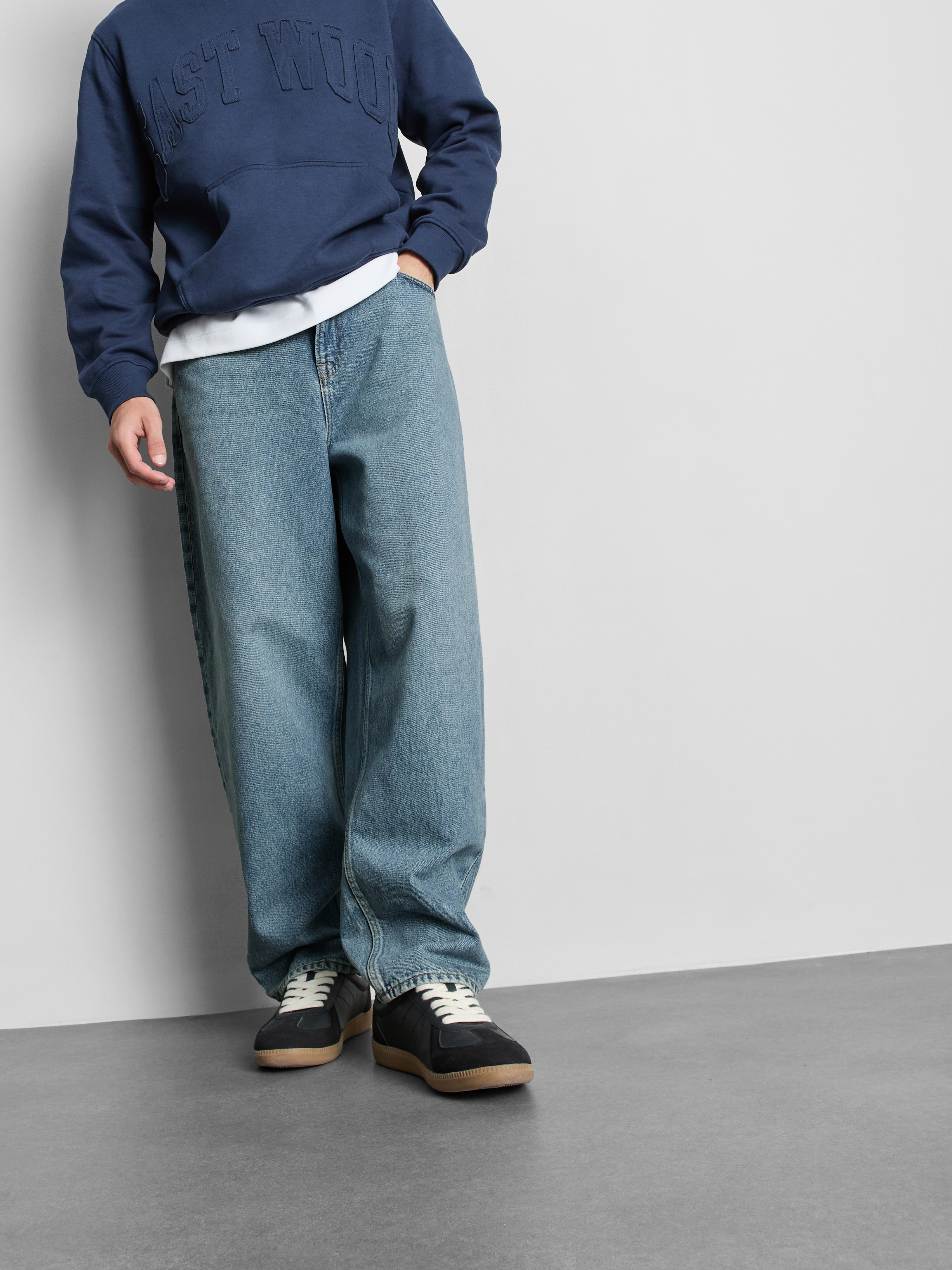 Jeans met halfhoge taille en tonvormige pijpen