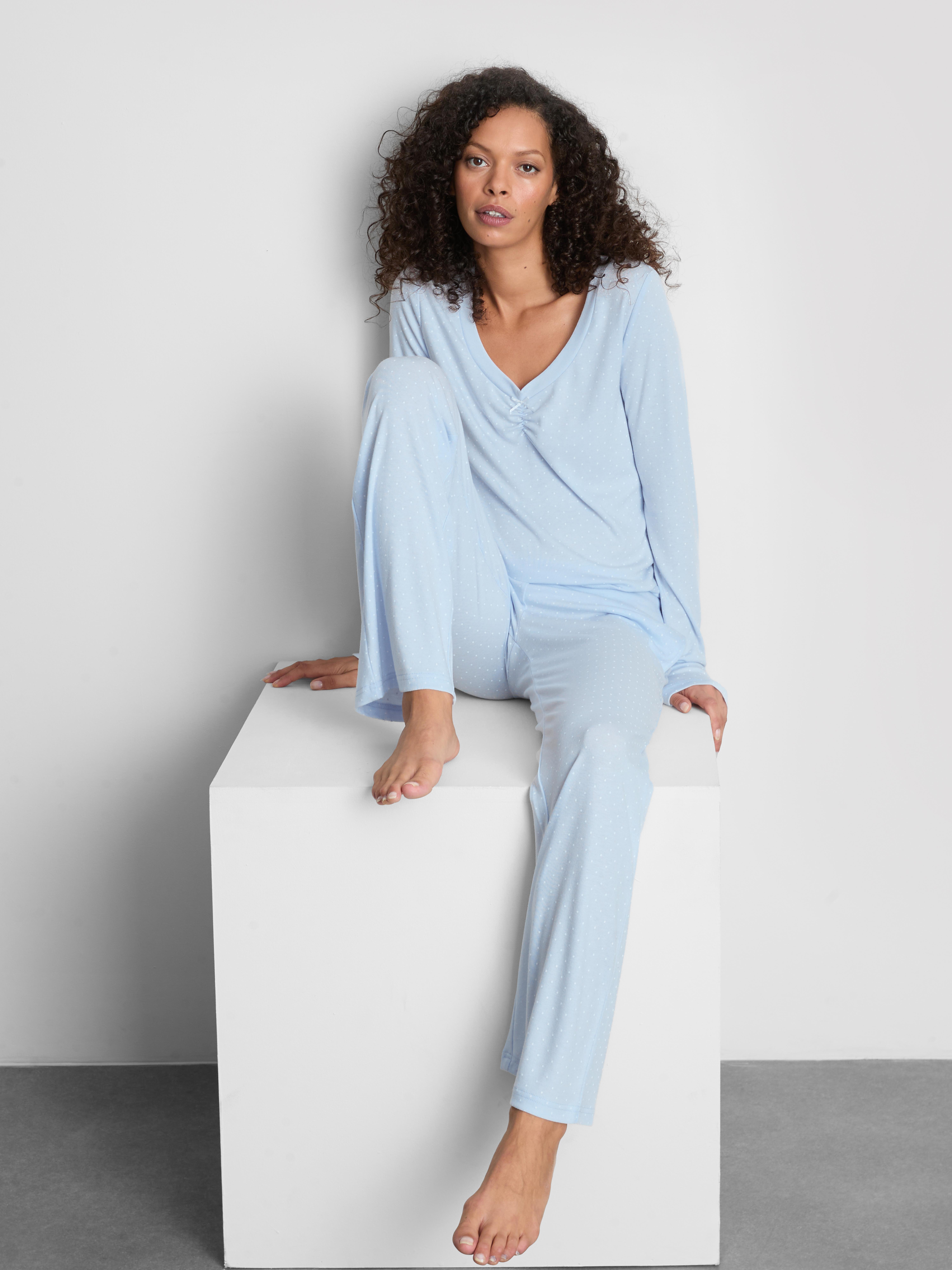 Love To Lounge Spotted Long Sleeve Pajama Top