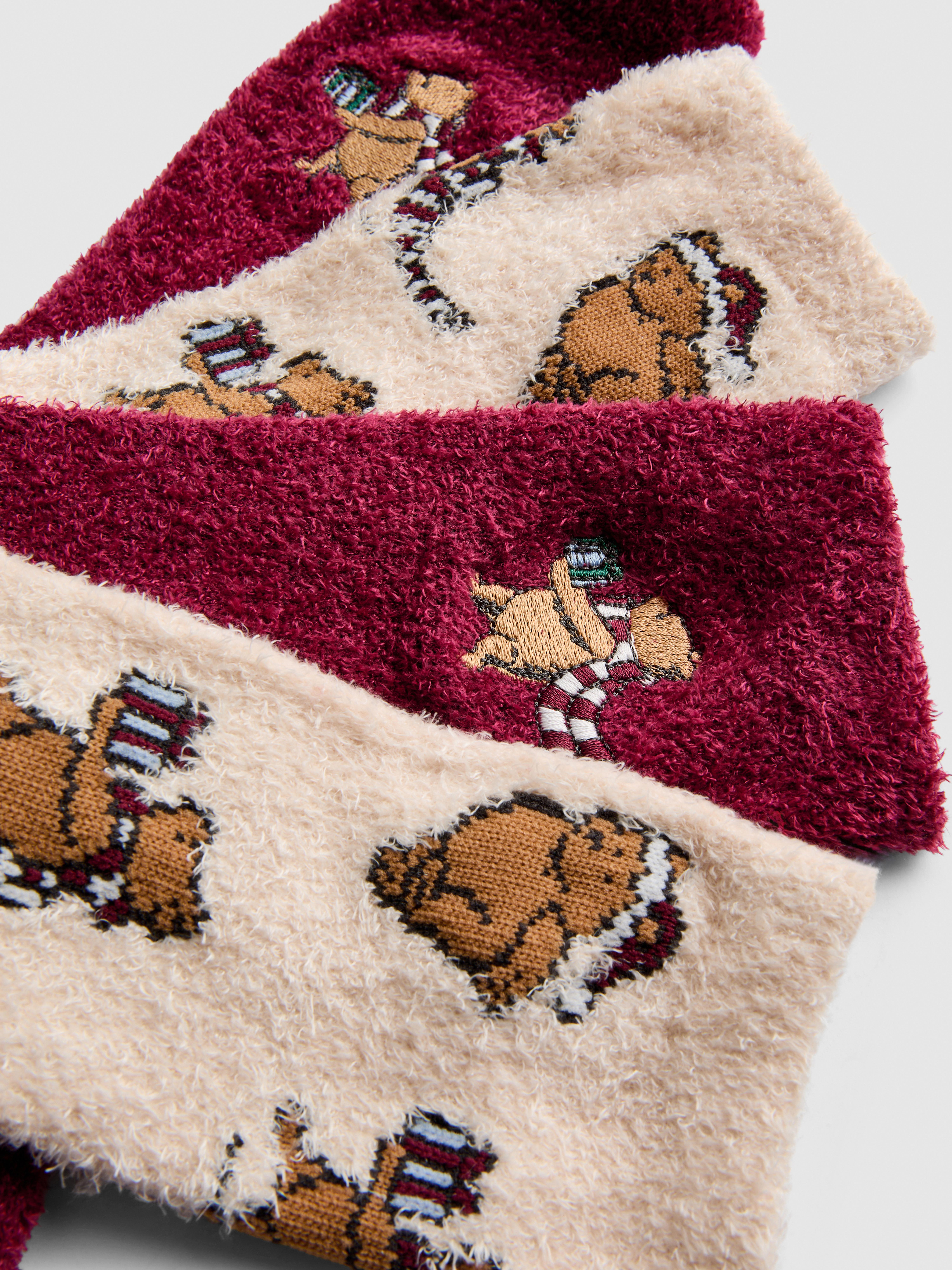 2pk Winnie the Pooh Festive Cozy Crew Socks