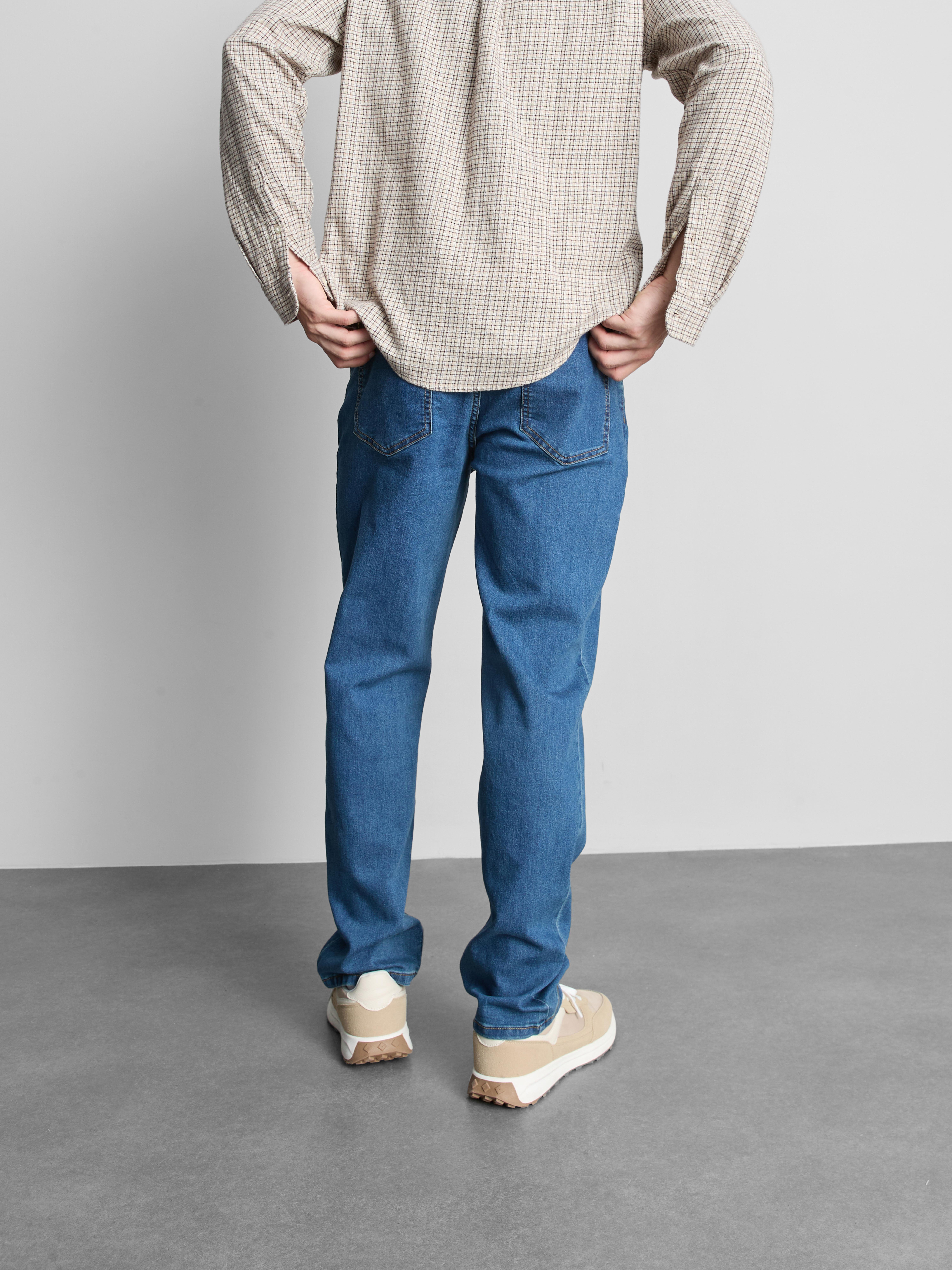 Mid Rise Straight Leg Jeans