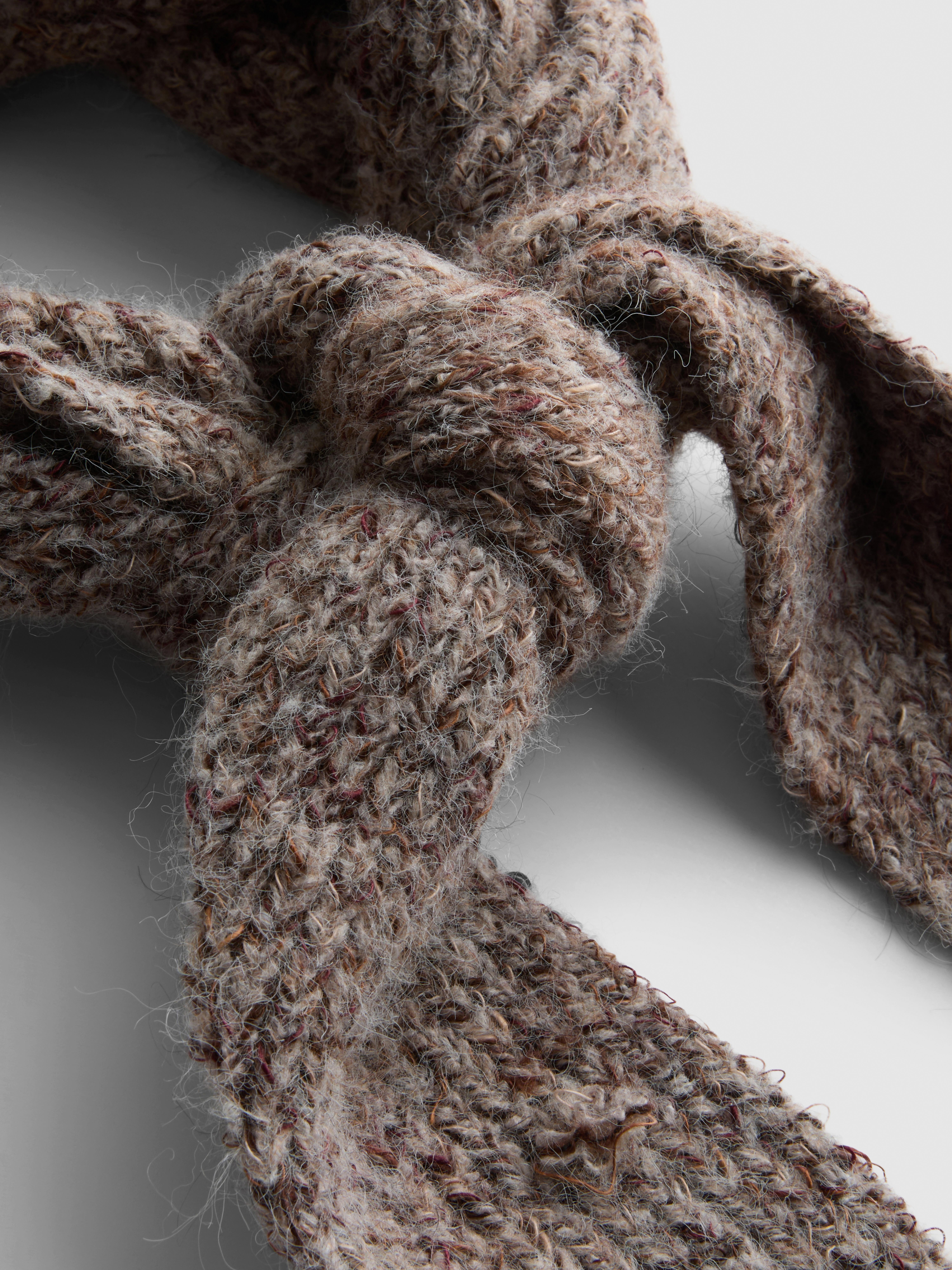 Knitted Skinny Scarf
