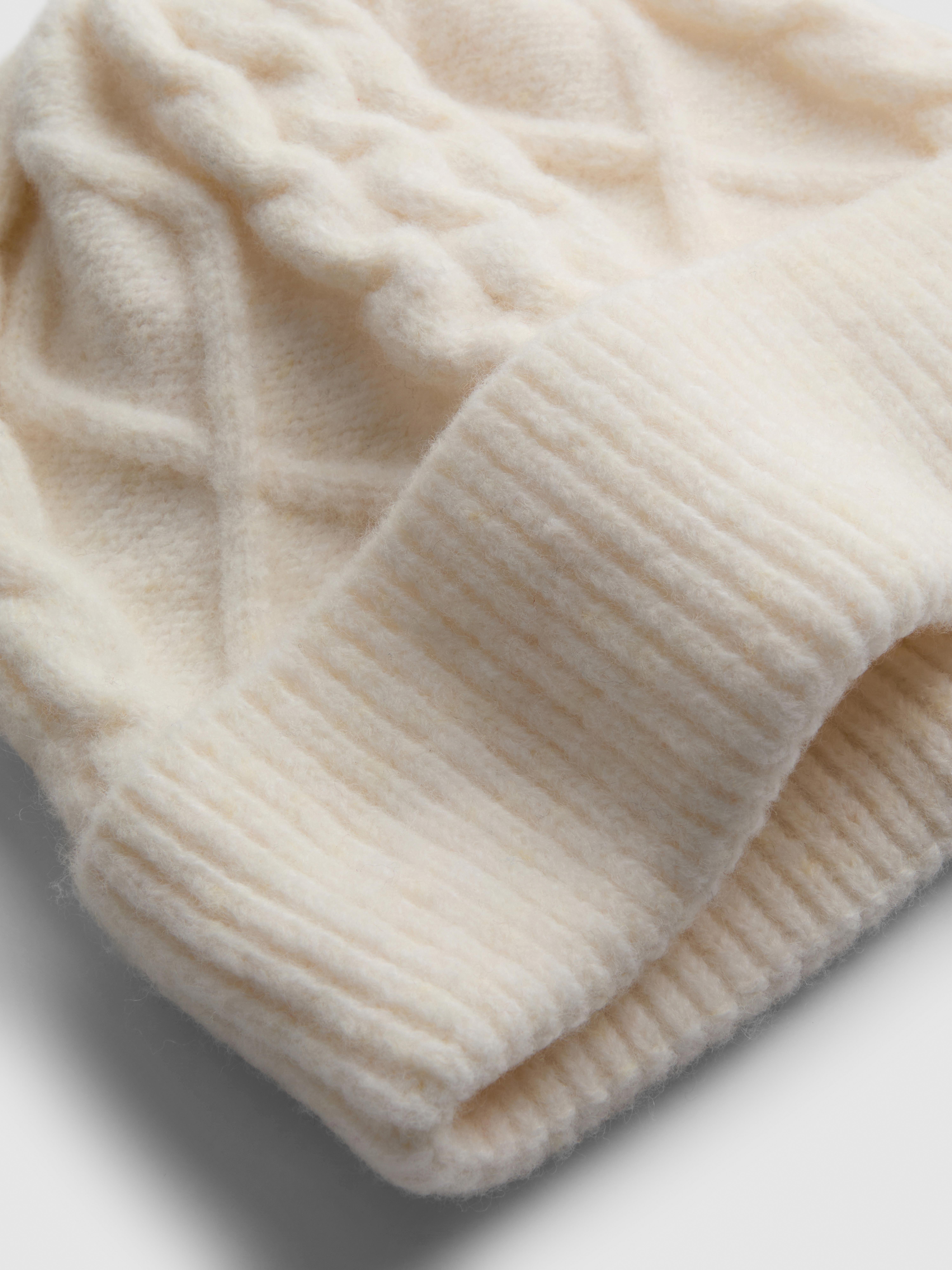 Cable Knit Beanie Hat