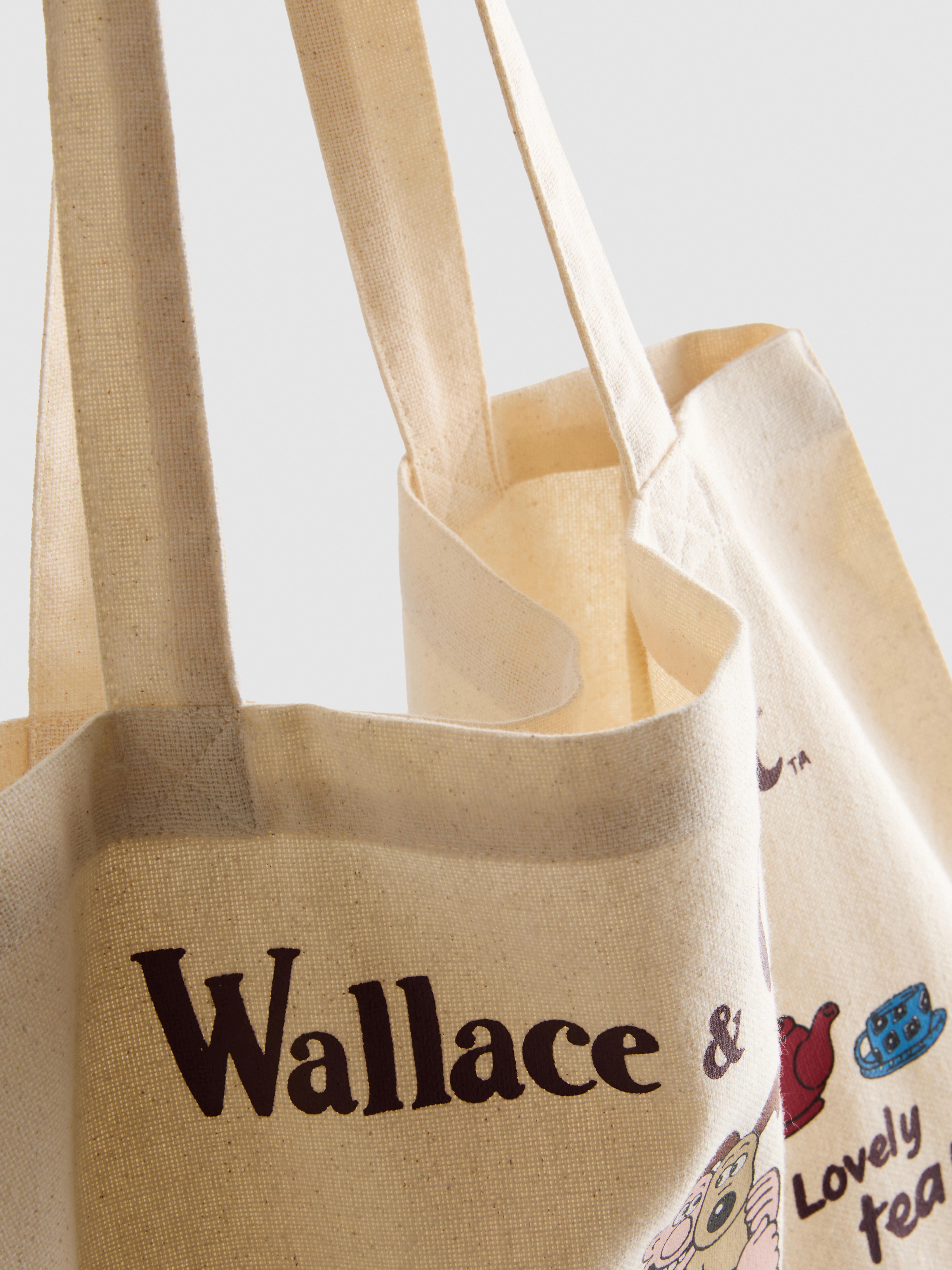 Women's Natural Wallace & Gromit Character Quote Tote Bag | Penneys