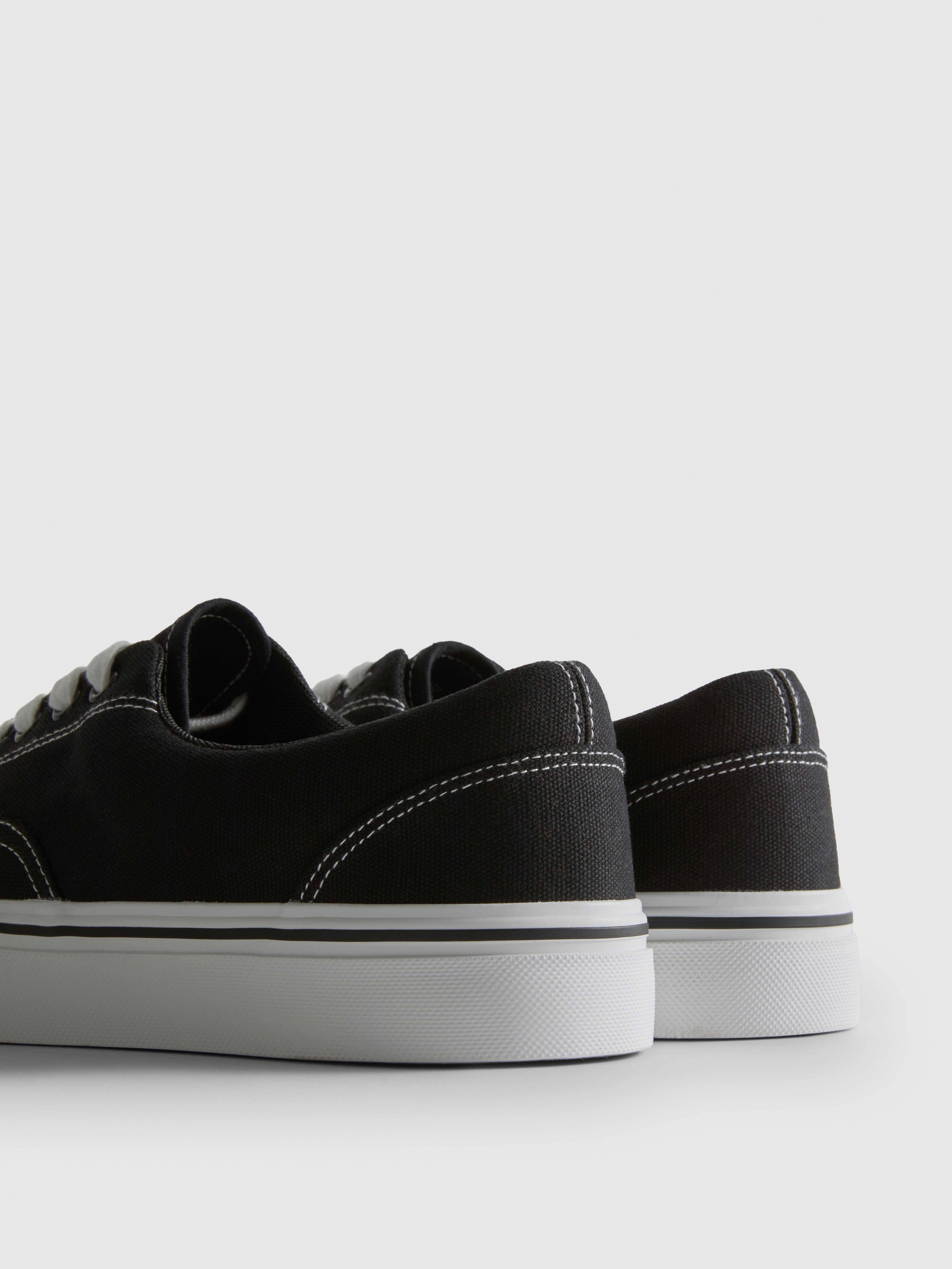 Contrast Lace-Up Canvas Sneakers