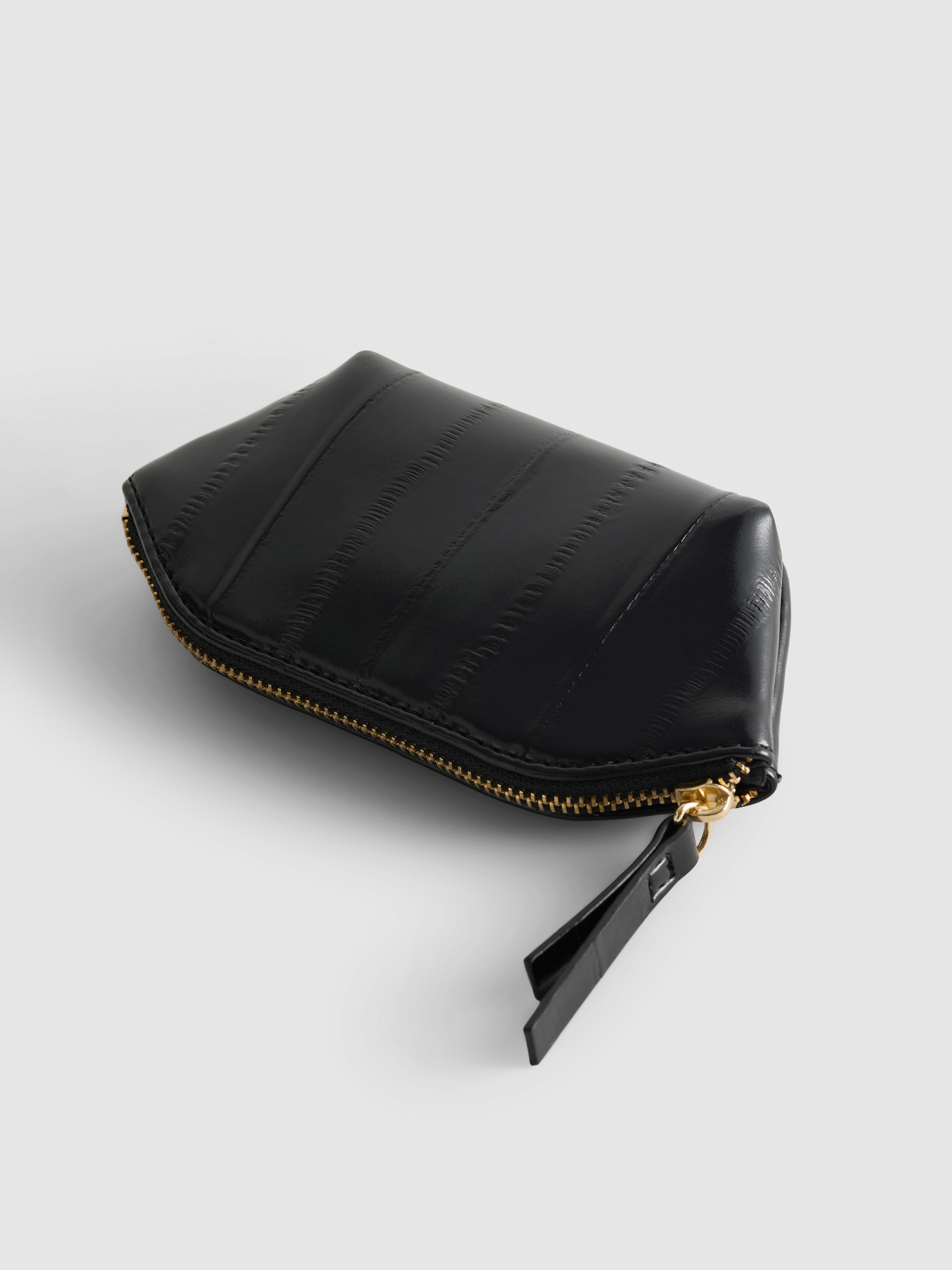 Eel-Effect Coin Purse