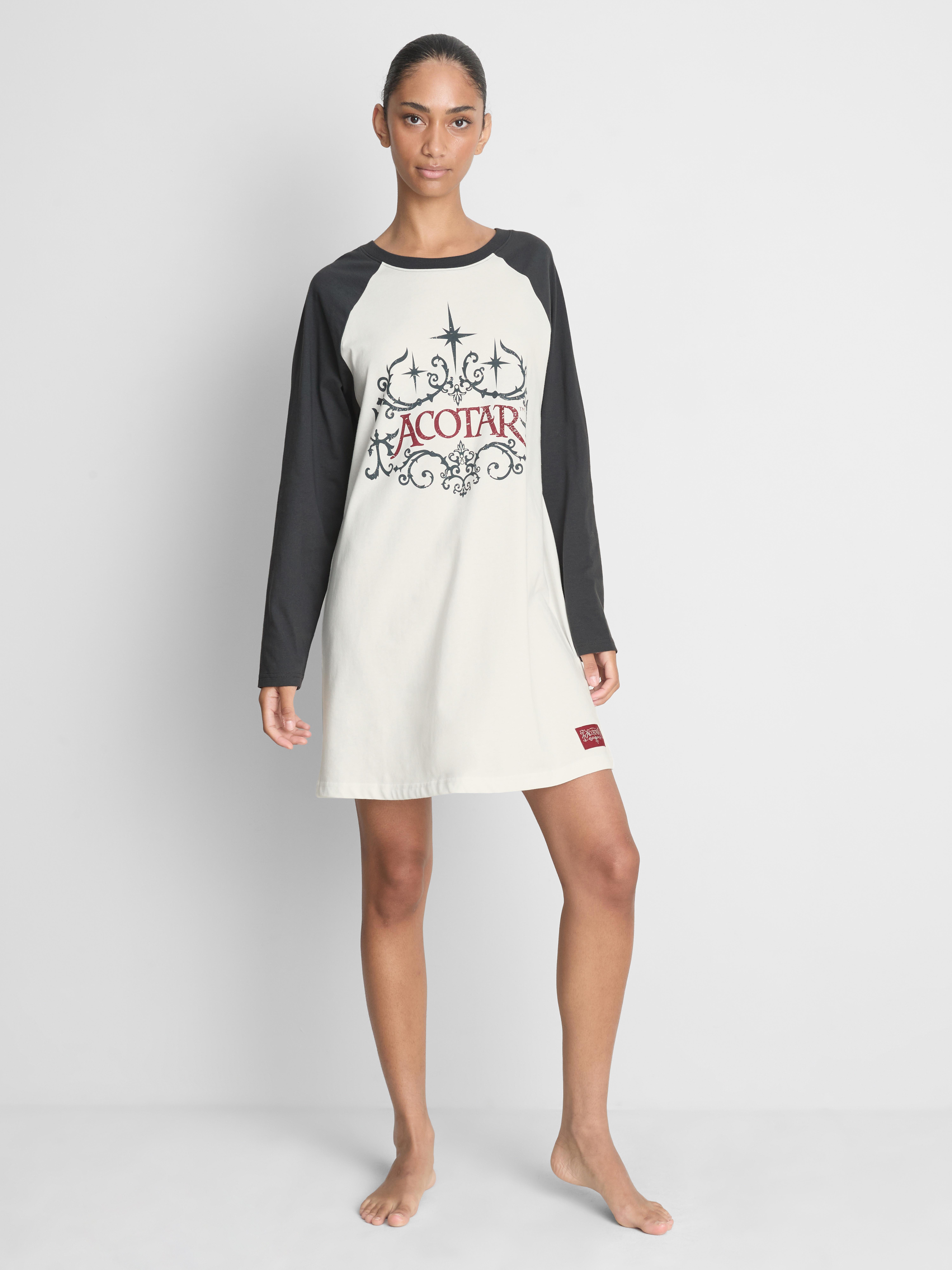 A Court Of Thorns And Roses Oversized Graphic Nightshirt