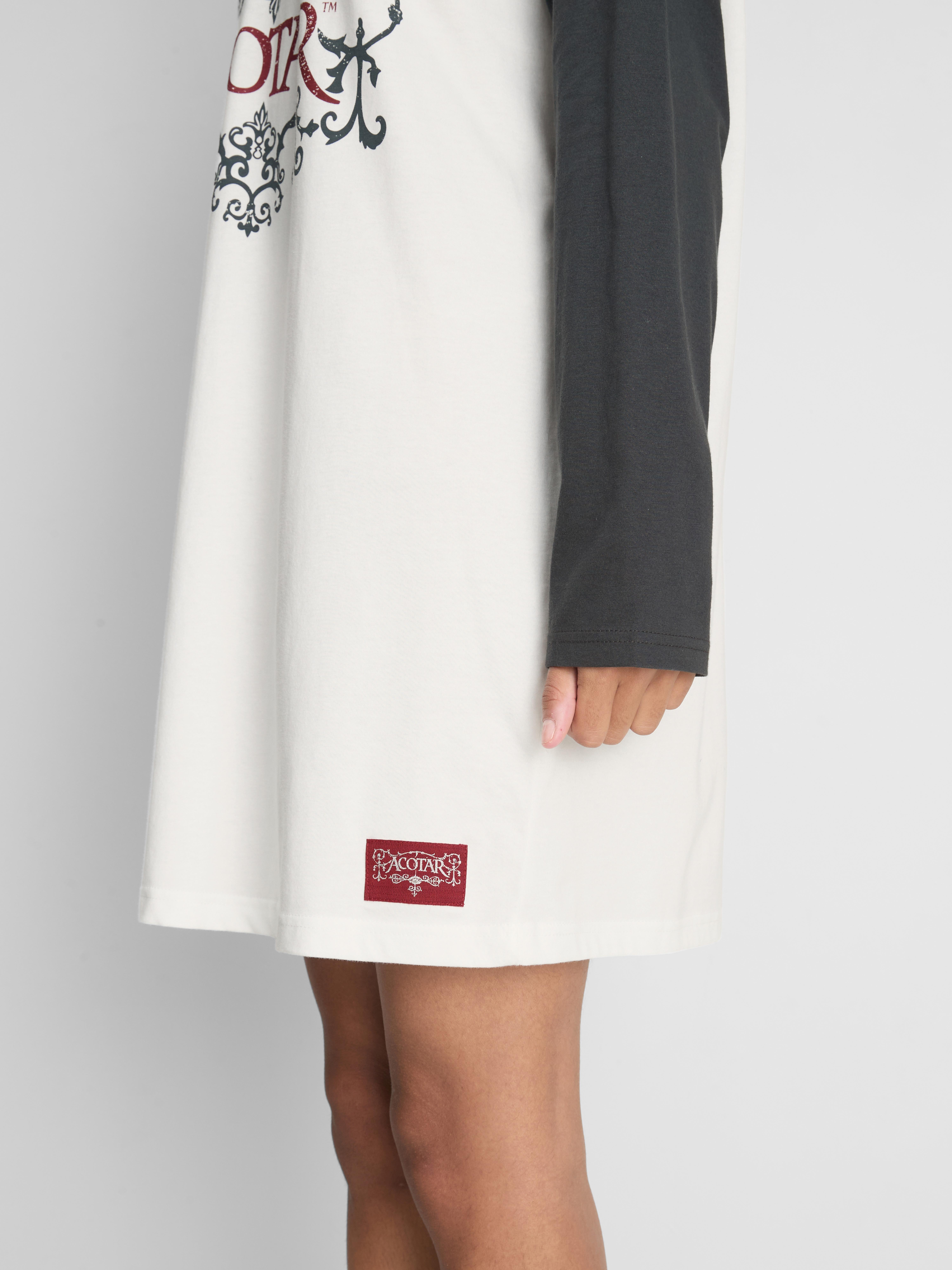 A Court Of Thorns And Roses Oversized Graphic Nightshirt