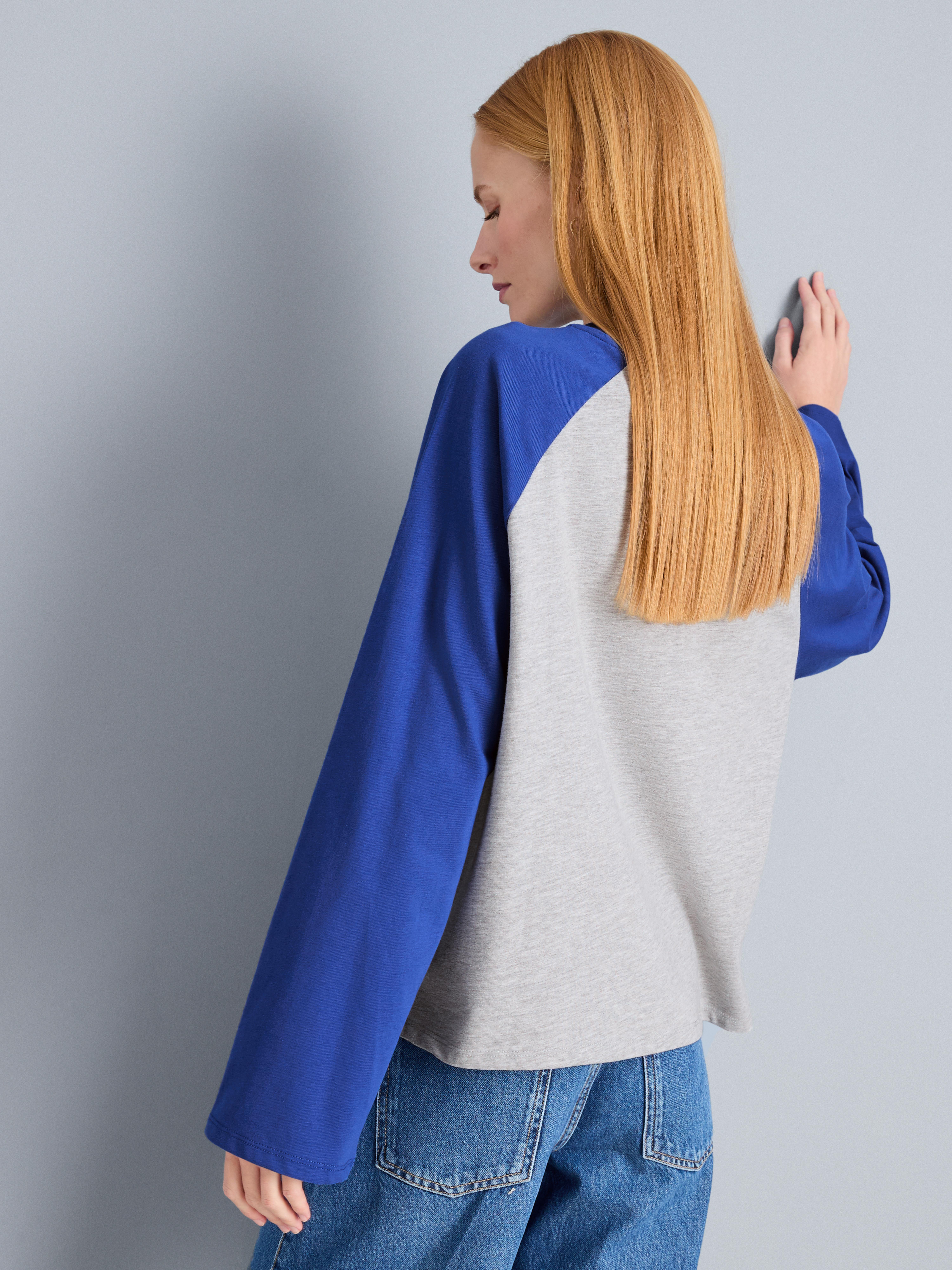 Langärmeliges Raglan-T-Shirt aus Baumwollmischung
