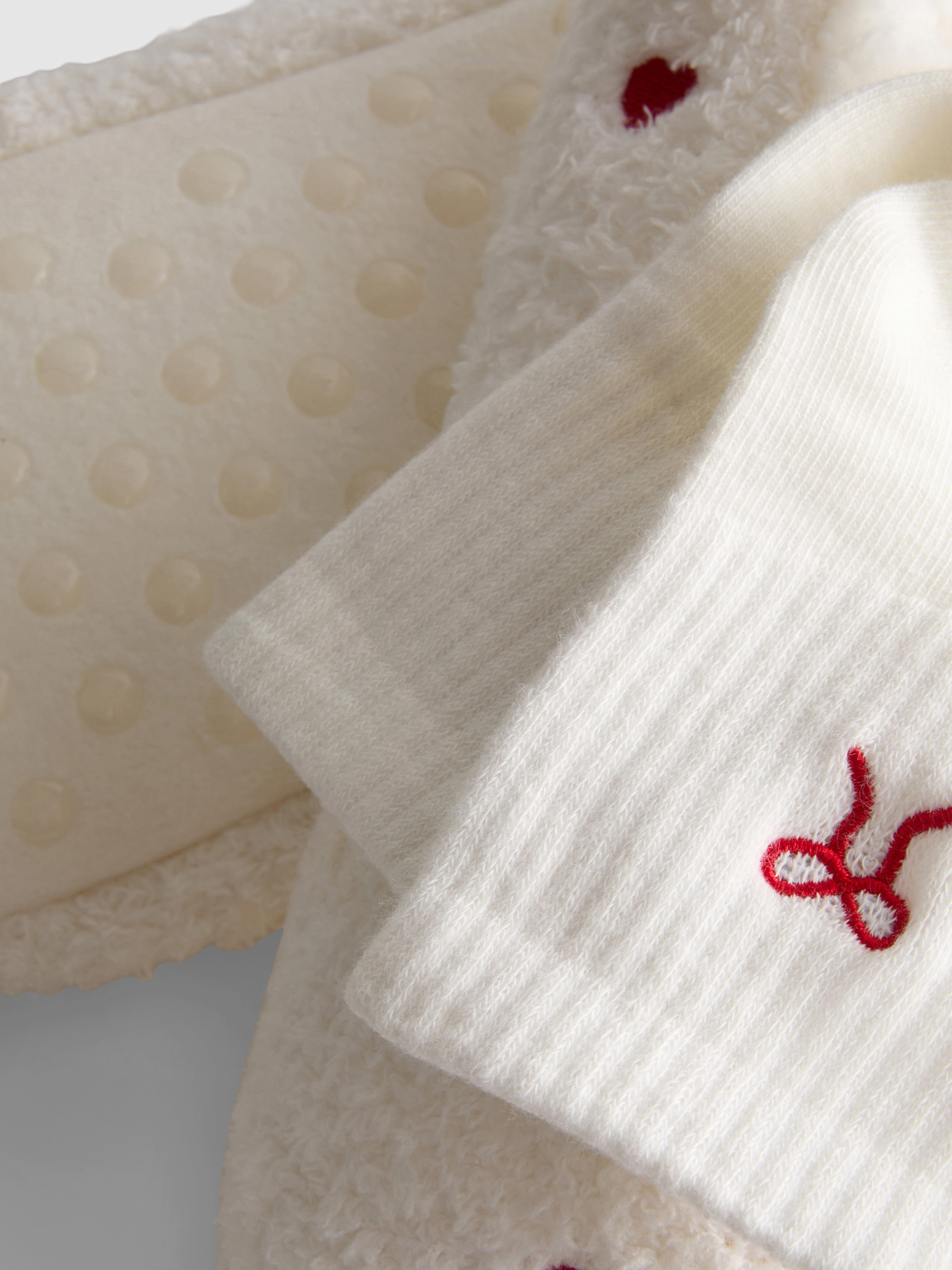 Womens Red 1pk Embroidered Slipper Socks | Primark