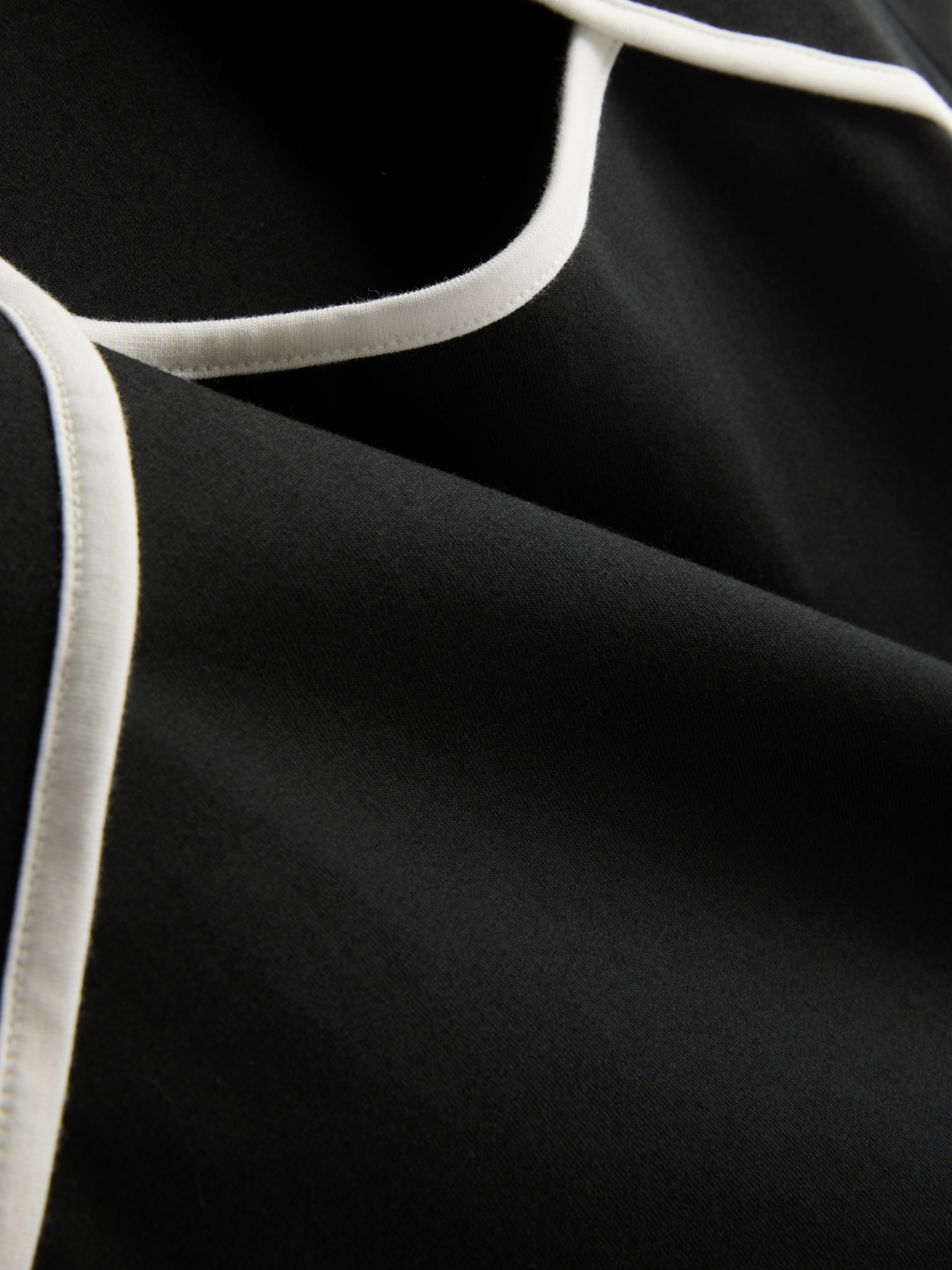 Mandarin Collar Contrast Trim Top