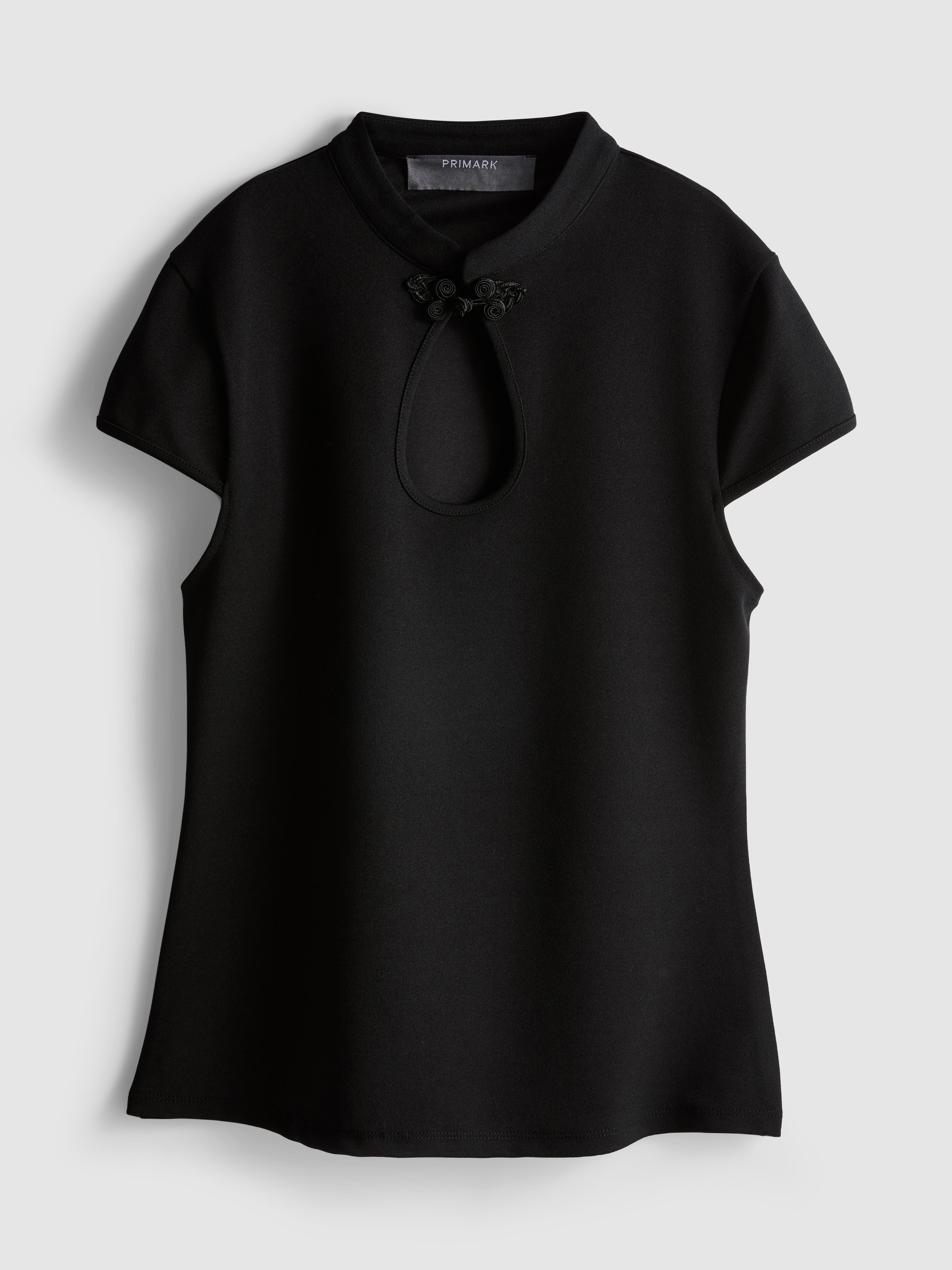 Cotton-Rich Keyhole Top