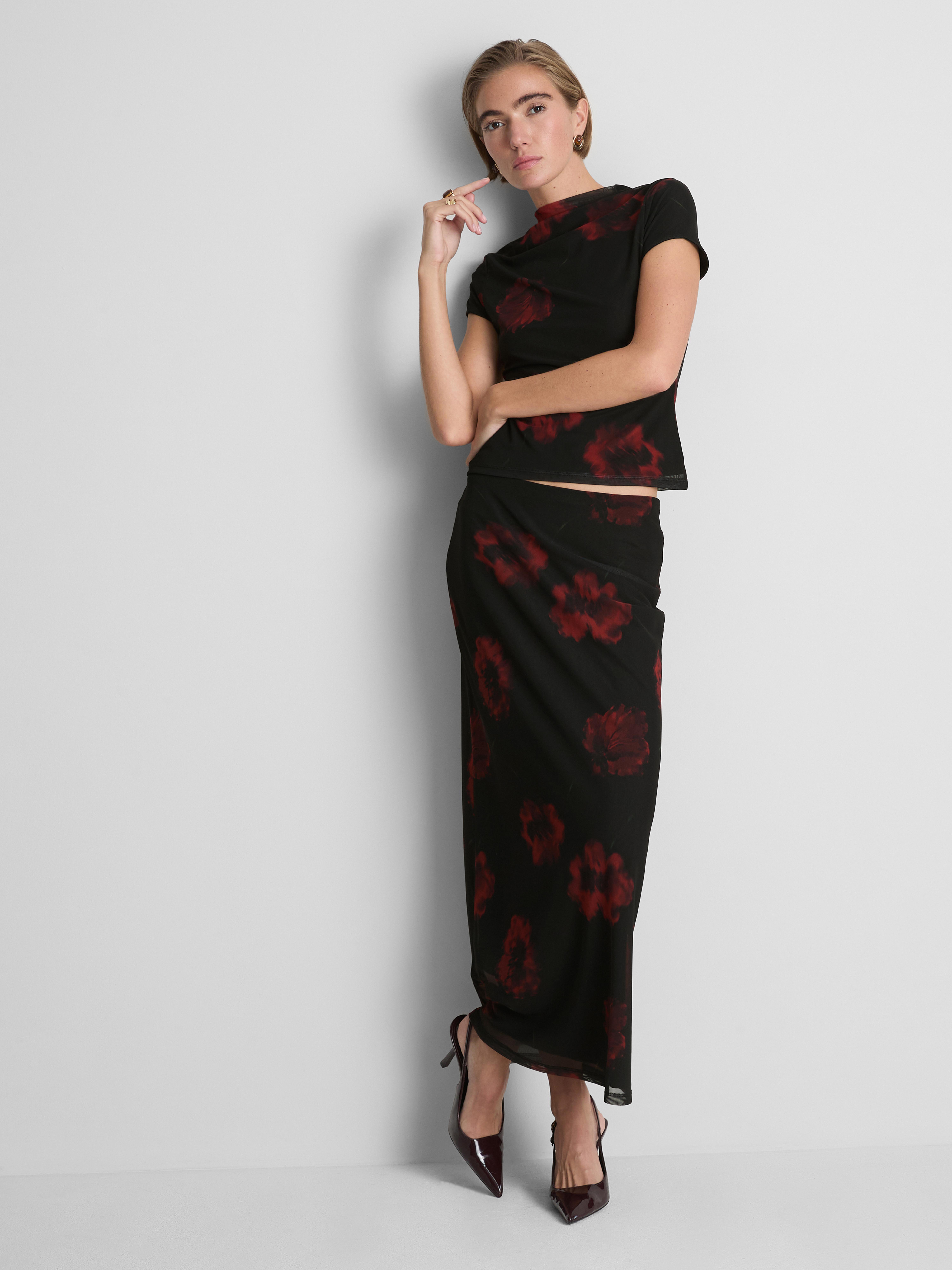 Floral Mesh Overlay Maxi Skirt