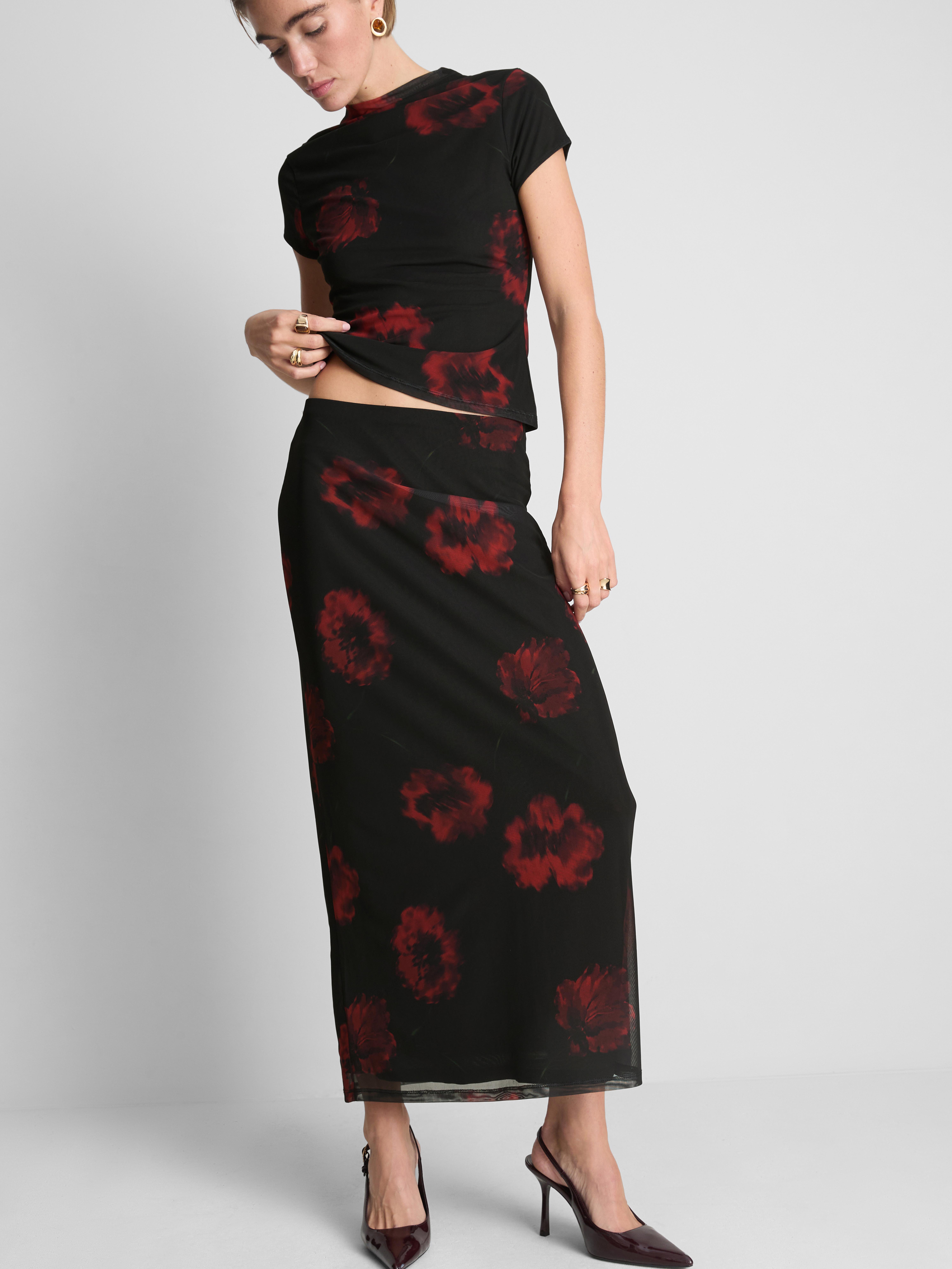 Floral Mesh Overlay Maxi Skirt