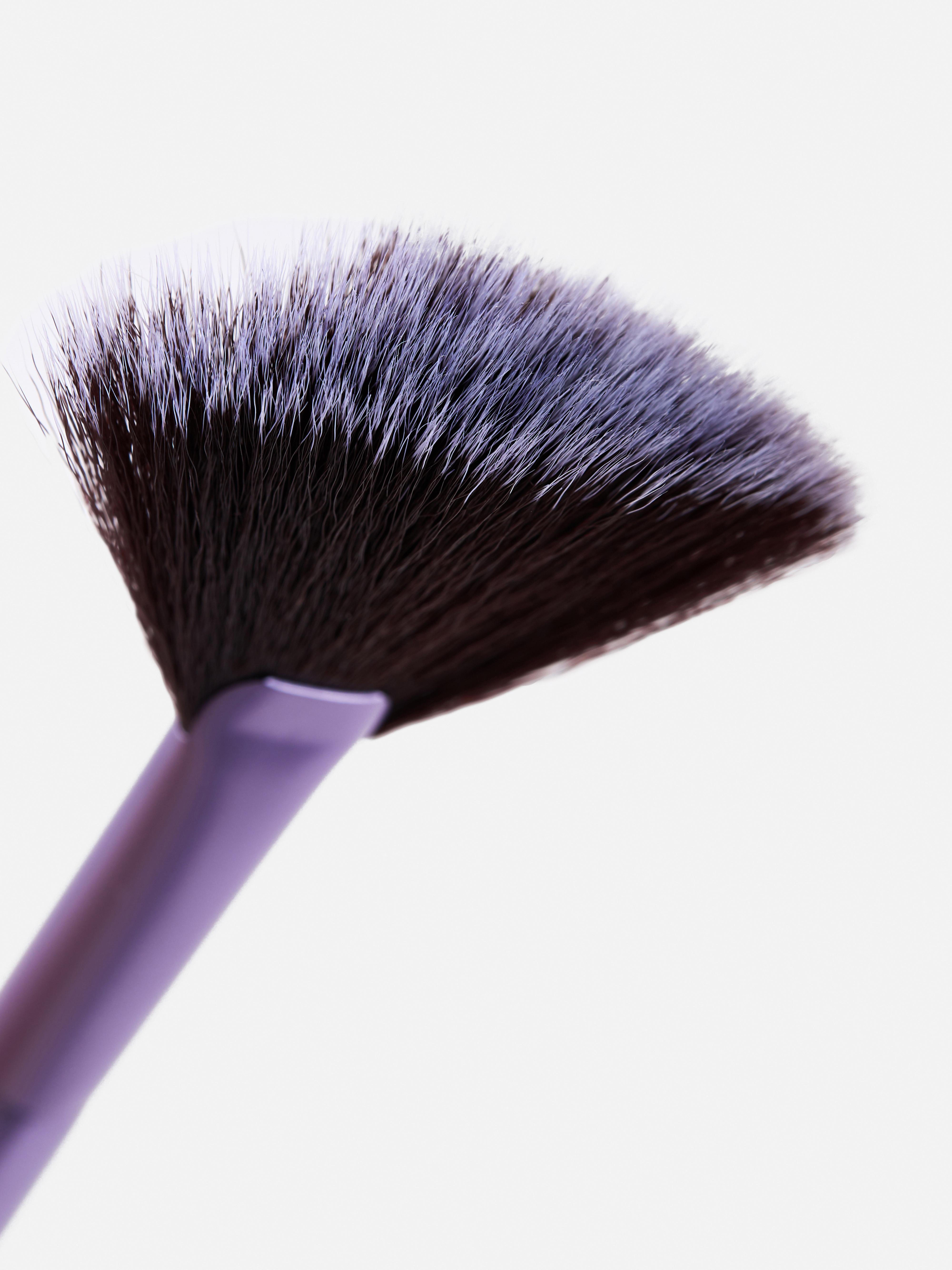 Fan Makeup Brush