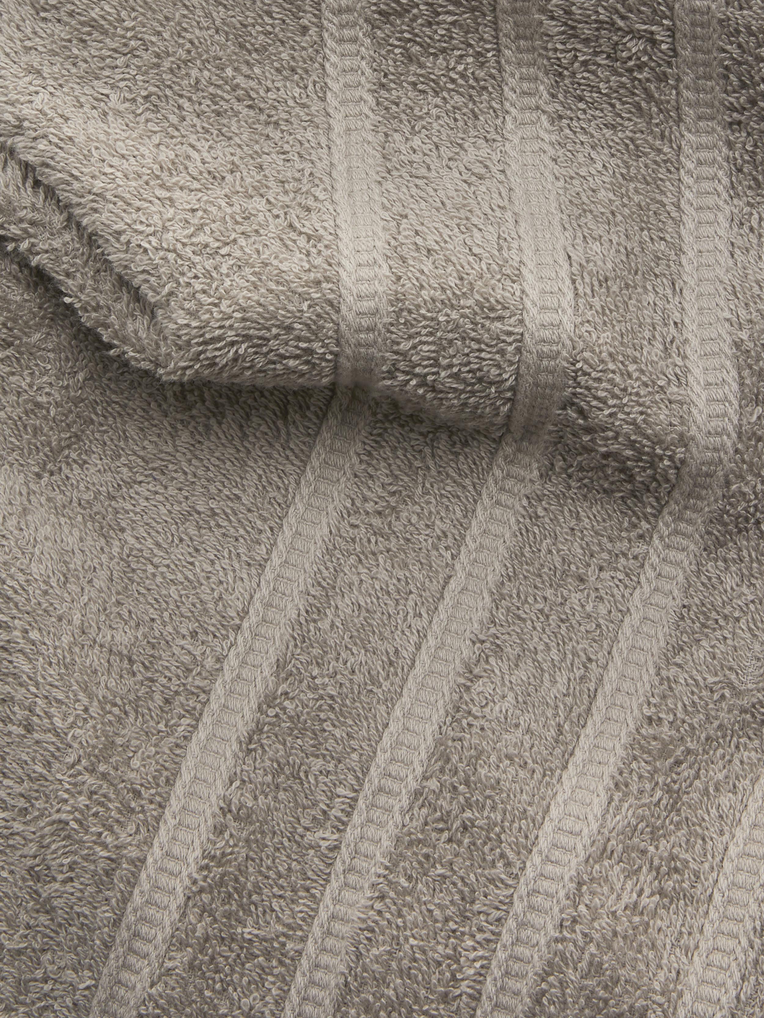 Grey Value Bath Towel