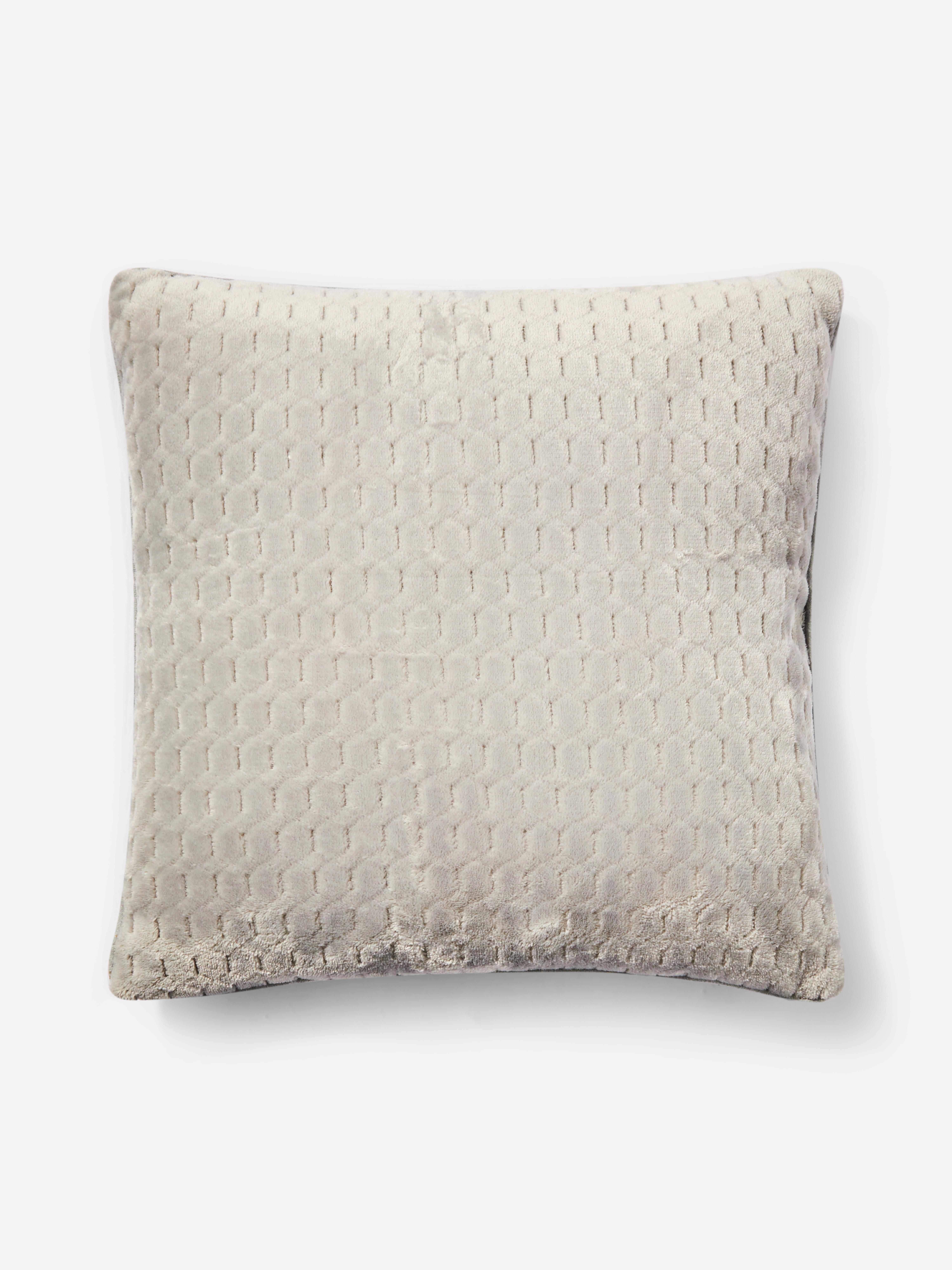 2pk Honeycomb Textured Cushions