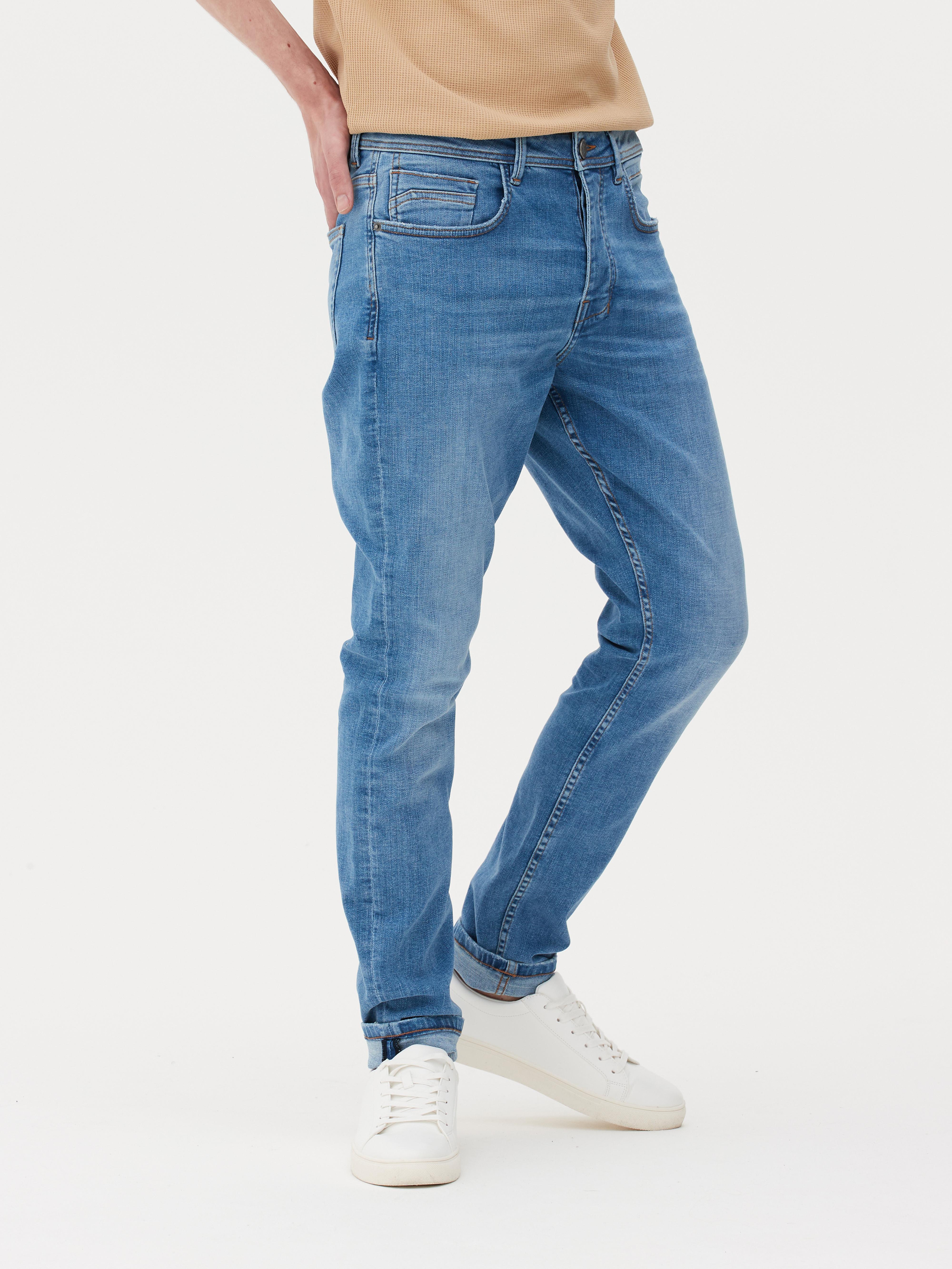 Slim-Fit Jeans