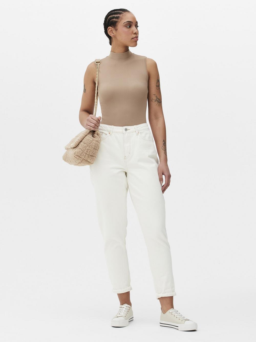 Sleeveless Seamfree Bodysuit