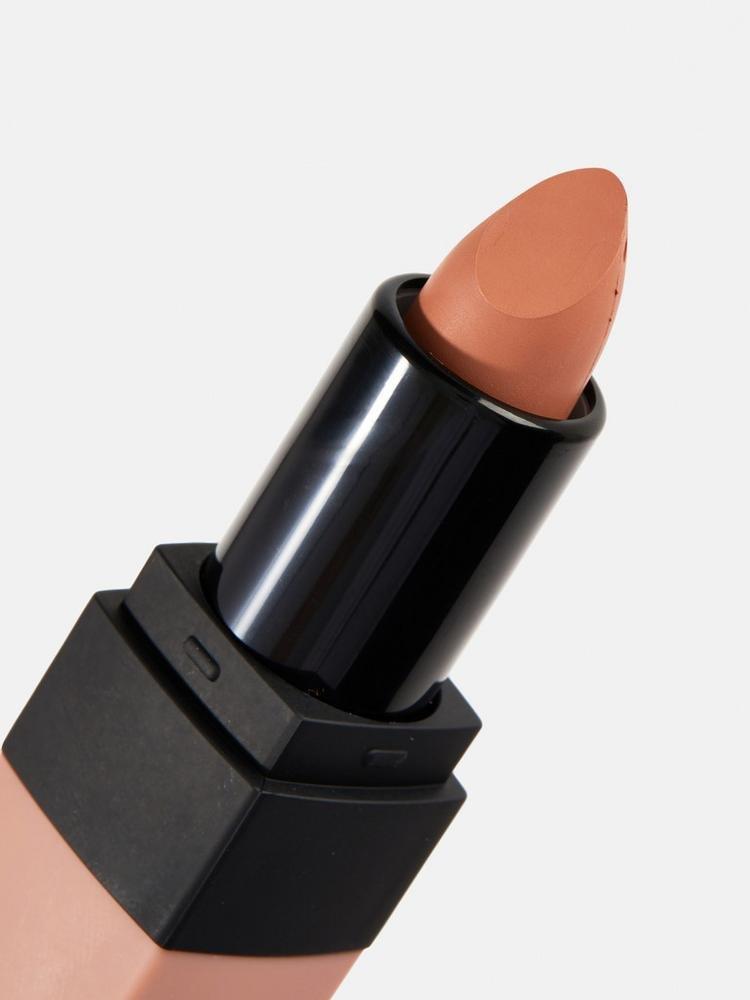 Make an impact with this matte lipstick