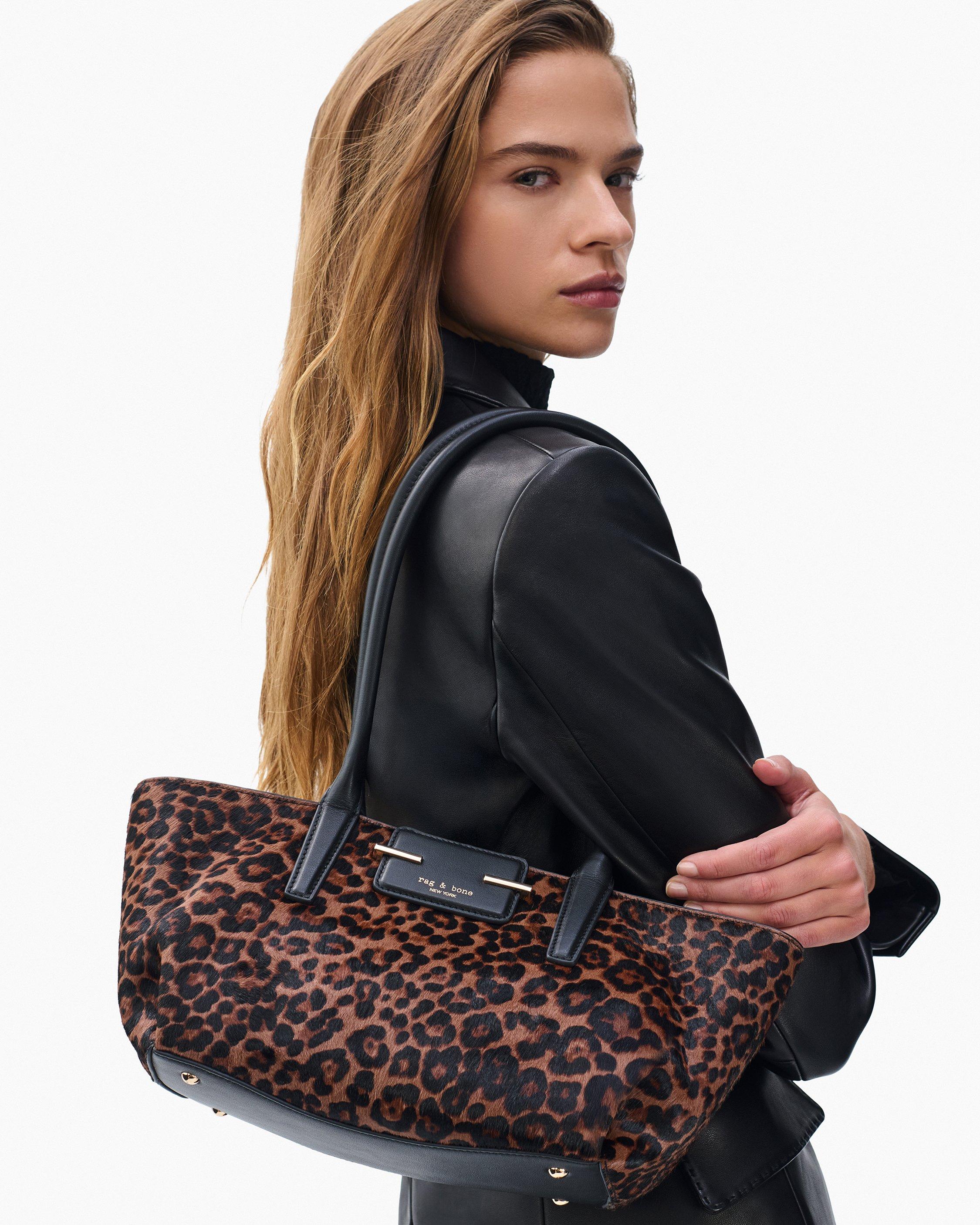 Realm Satchel image number 2