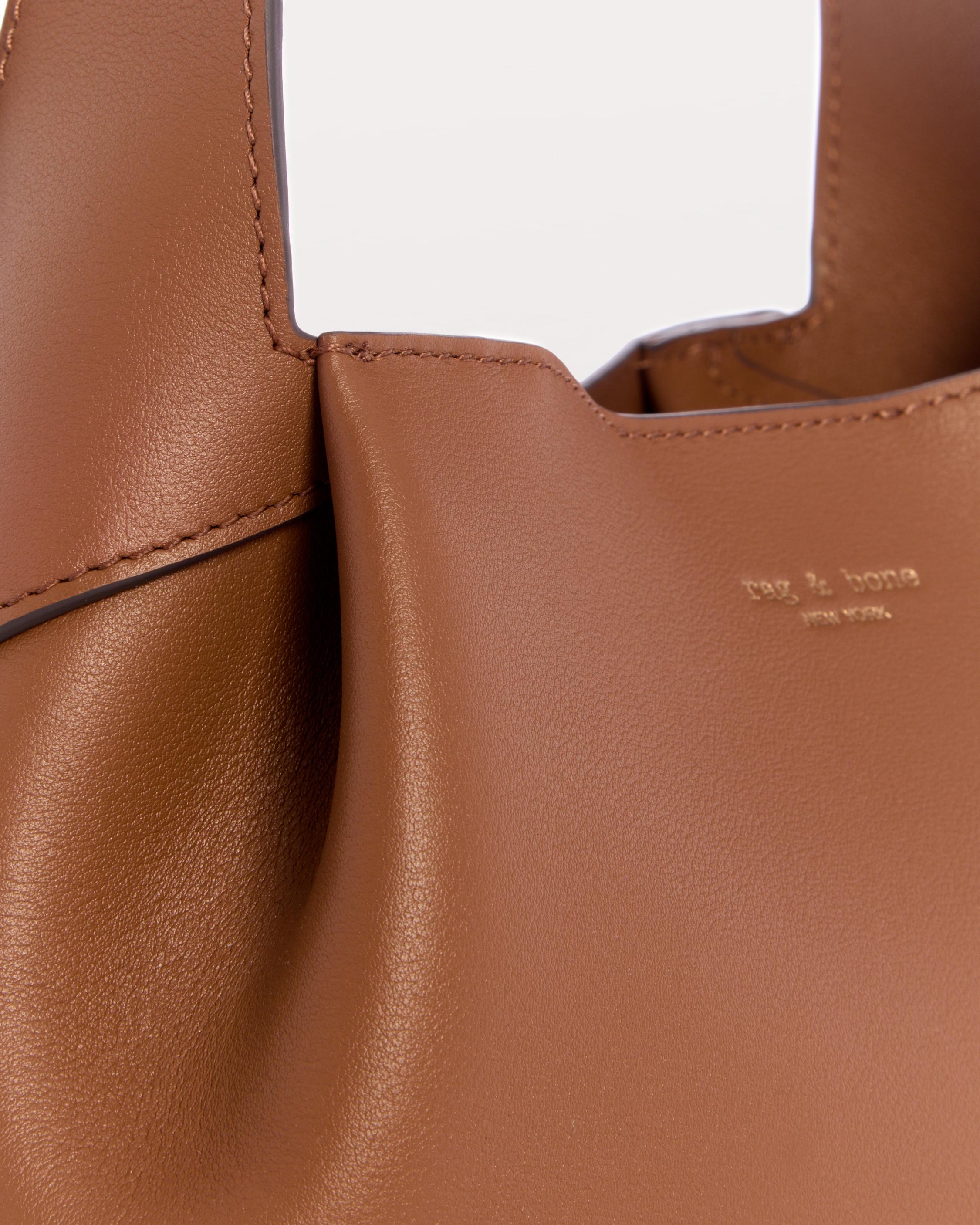 Slade Calf Leather Shoulder Bag image number 5