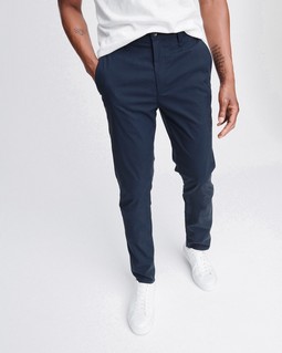 Fit 2 Mid-Rise Flyweight Chino image number 1