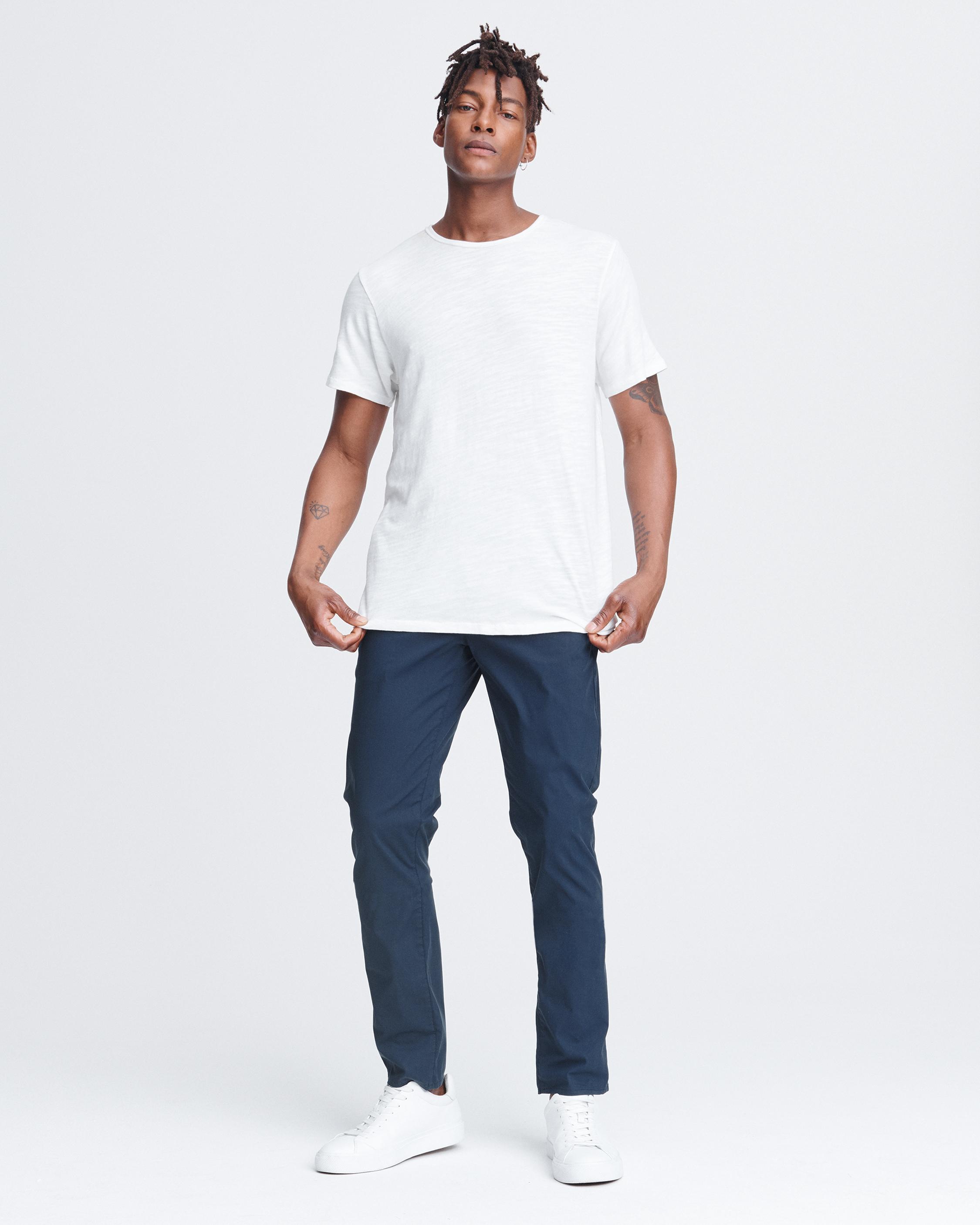 Fit 2 Flyweight Chinos for Men in Navy | rag & bone